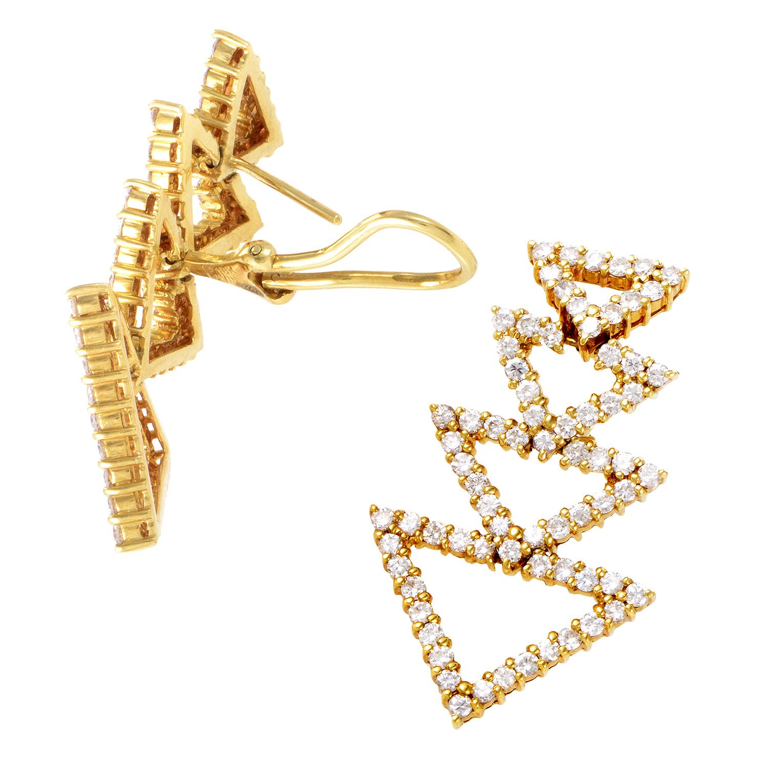 Employing the sheer glamorous appeal of the gorgeous blend of warm 18K yellow gold and luxurious sparkle of diamonds totaling 3.75 carats, these charming earrings boast a splendid arrangement of identical shapes for a strong sense of compelling