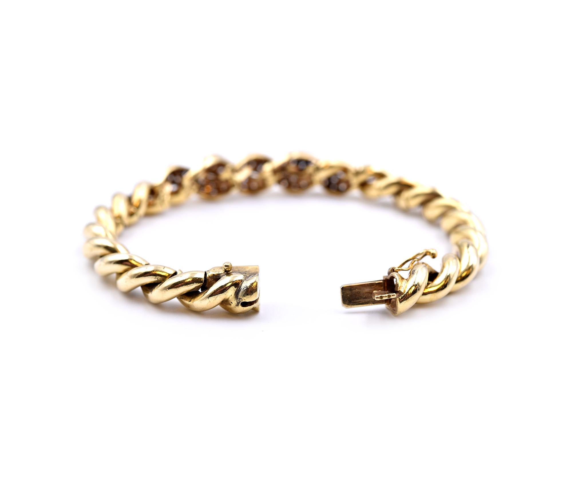 18 Karat Yellow Gold Diamond Twisted Bracelet In Excellent Condition For Sale In Scottsdale, AZ
