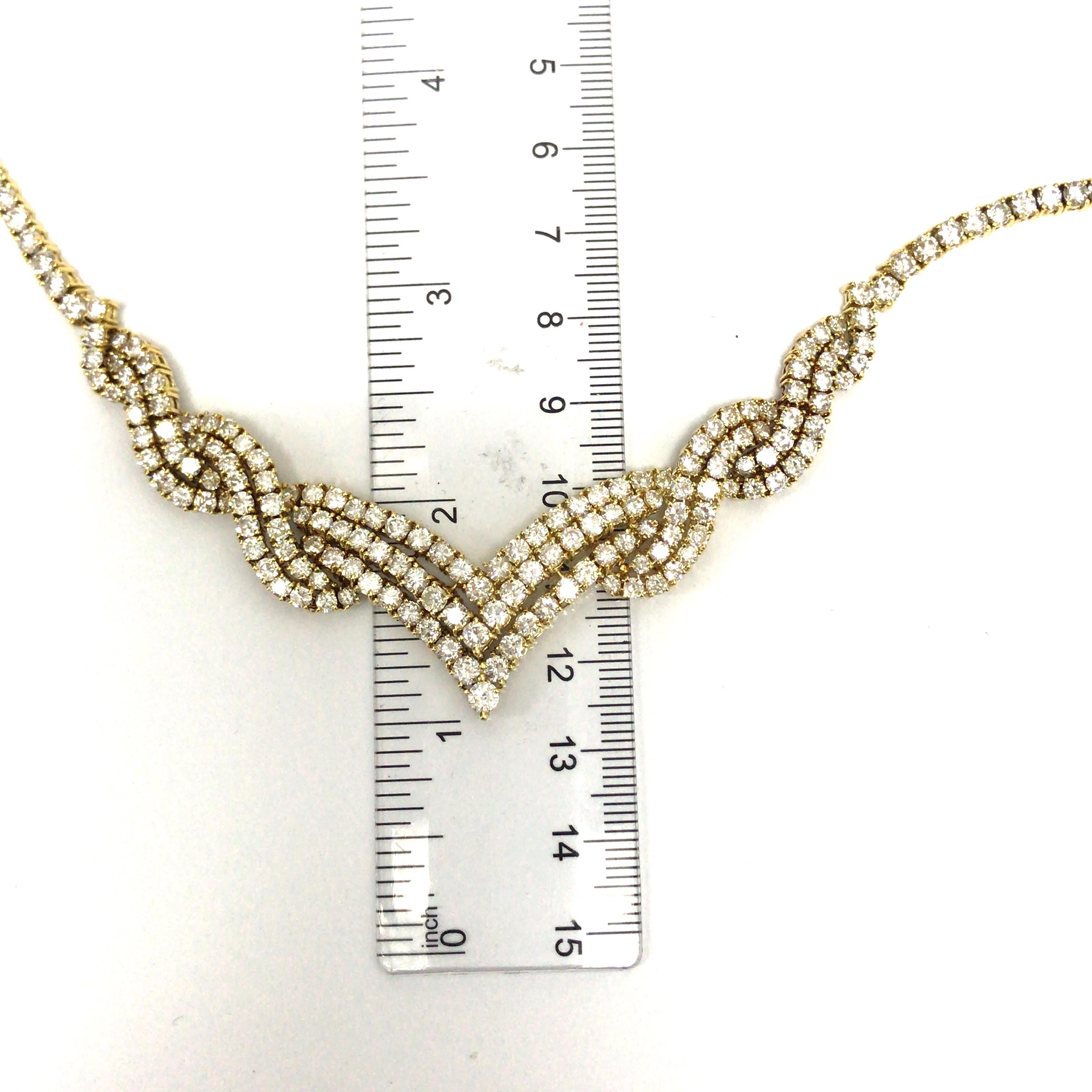 18K Yellow Gold Diamond Weave V Necklace For Sale 4