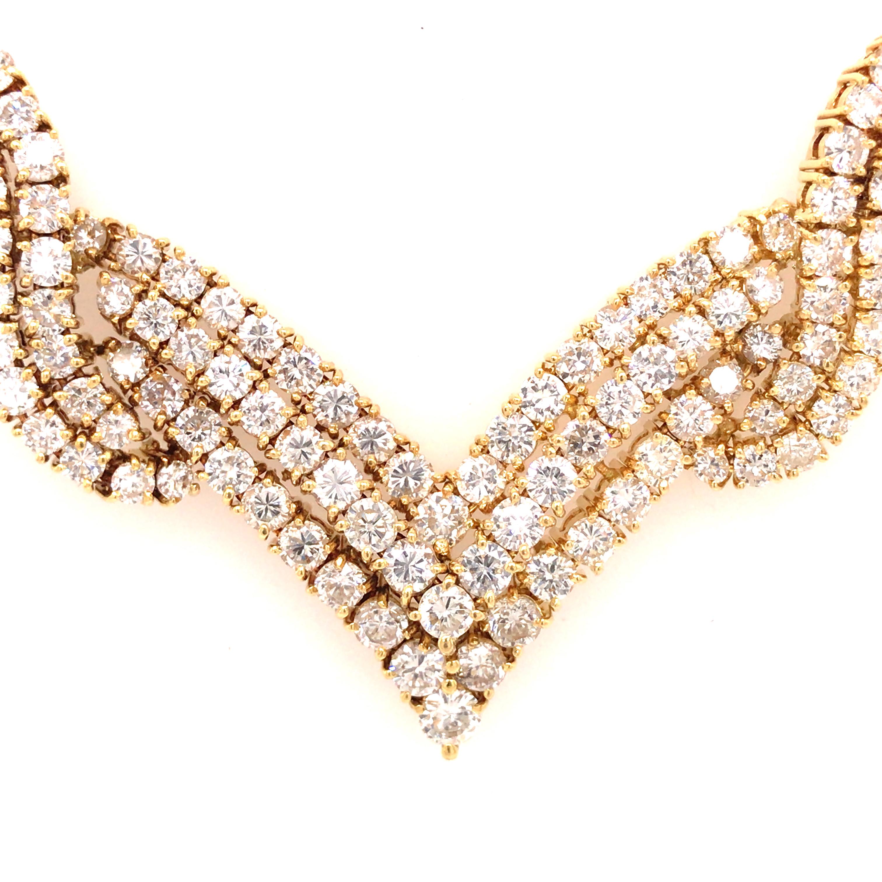 Round Cut 18K Yellow Gold Diamond Weave V Necklace For Sale