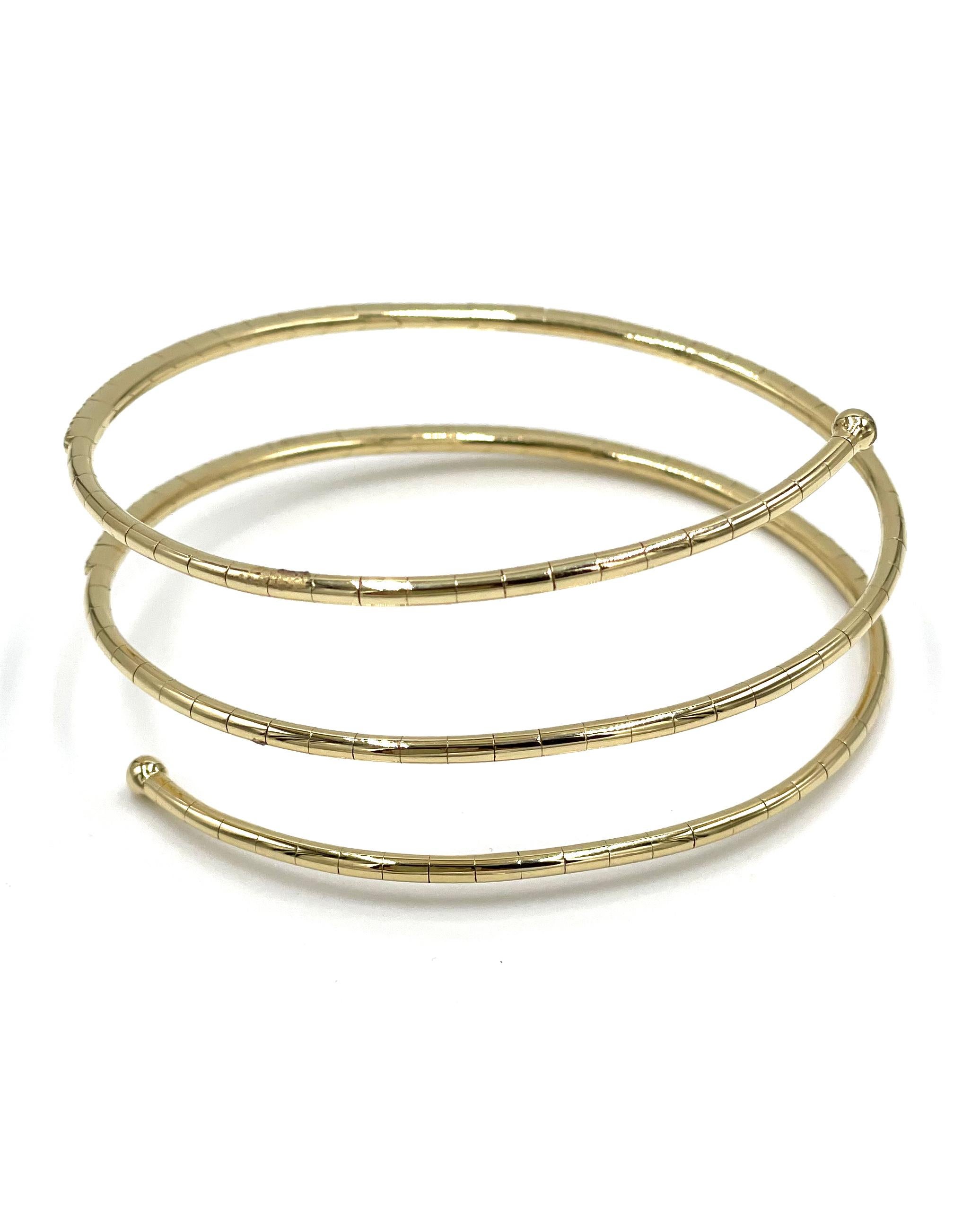Round Cut Flexible Spiral Wrap Diamond Bracelet in 18K Yellow Gold For Sale