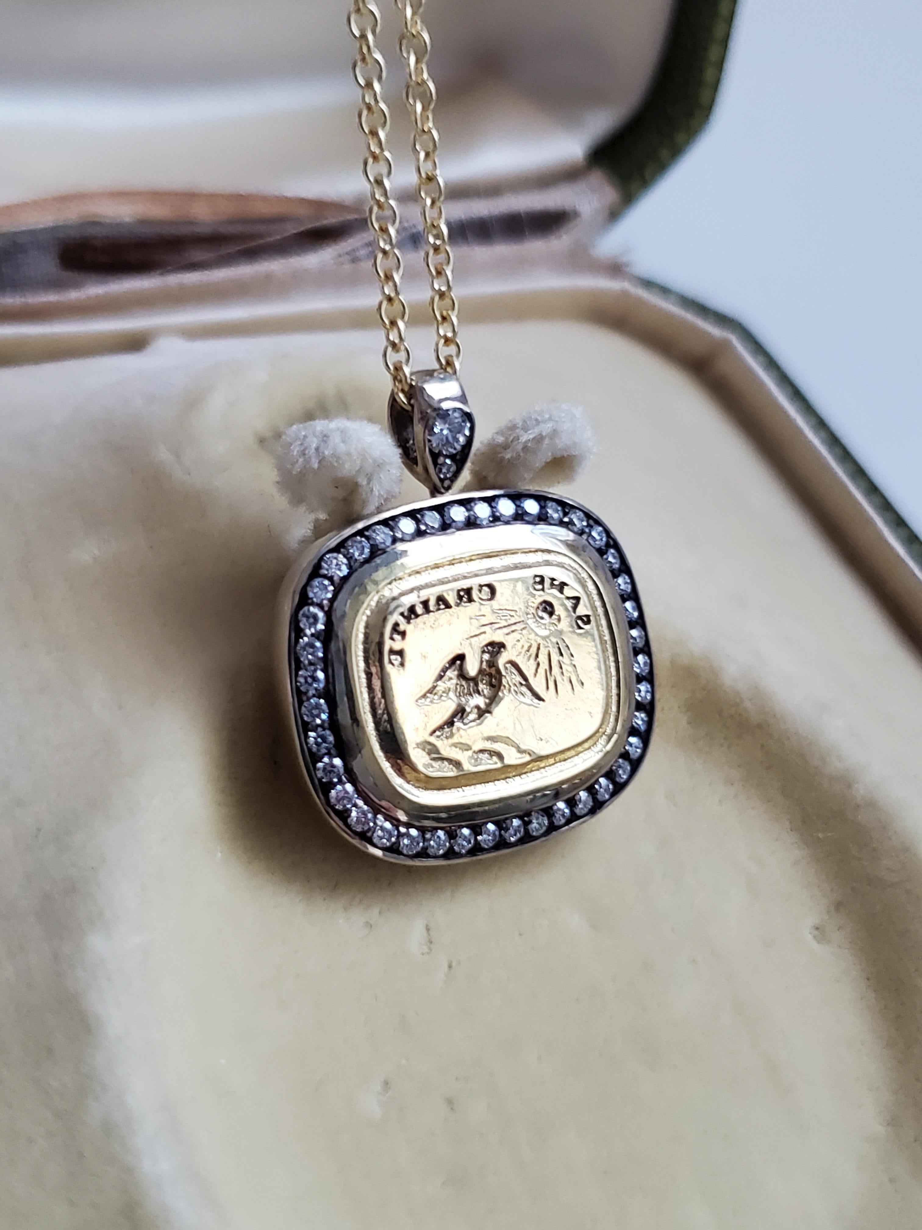 Taglio brillante Ciondolo in oro giallo 18 carati, diamanti e sigillo calcografico antico 