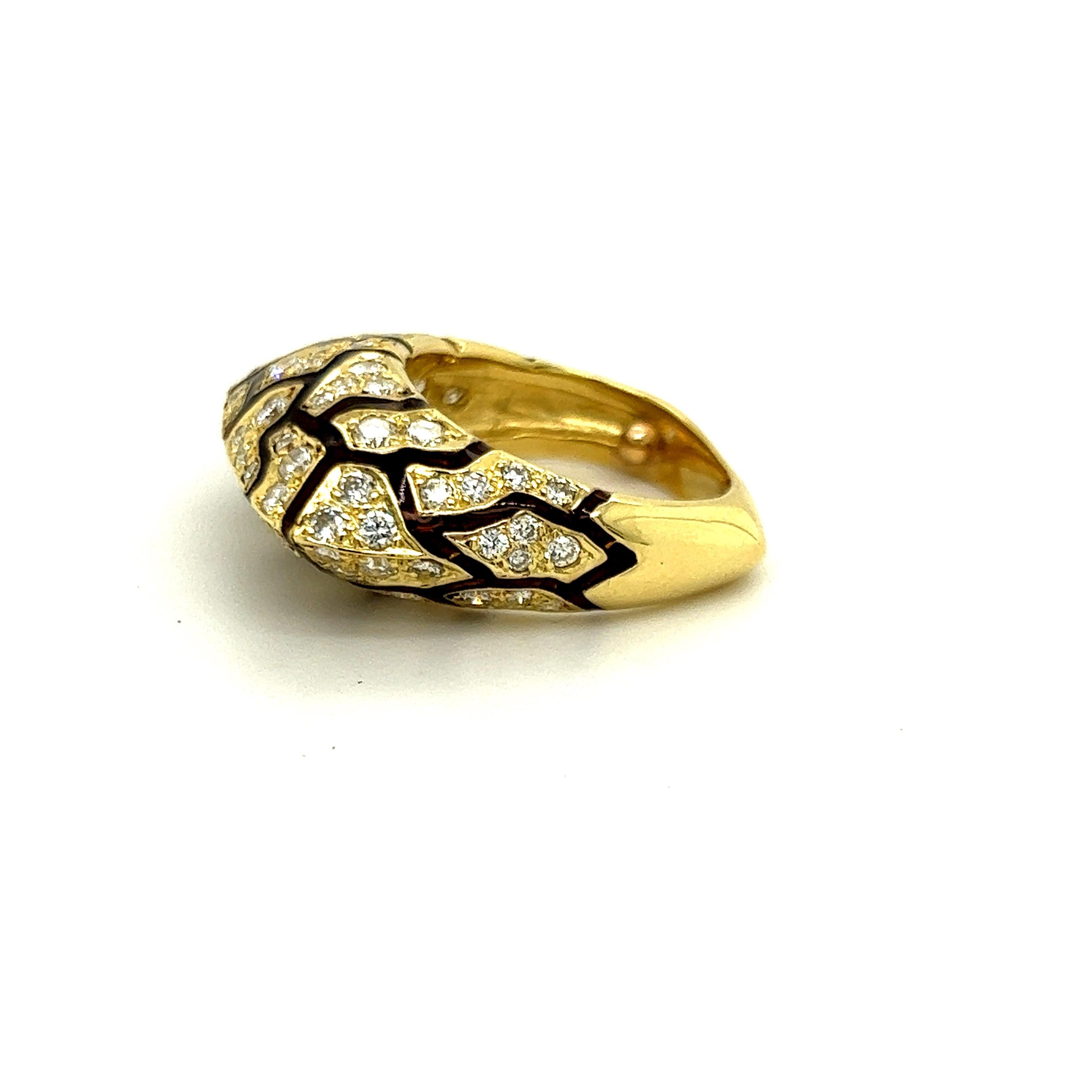 18K Yellow Gold Diamonds Brown Enamel Zebra Style Ring

Brown enamel is done between the diamond sections. 

Apprx. 1.5ct. diamonds total weight.

0.40 inch width 

Ring is 5. Sizeable by request. 

Ring has two balls that can be removed if needed.

