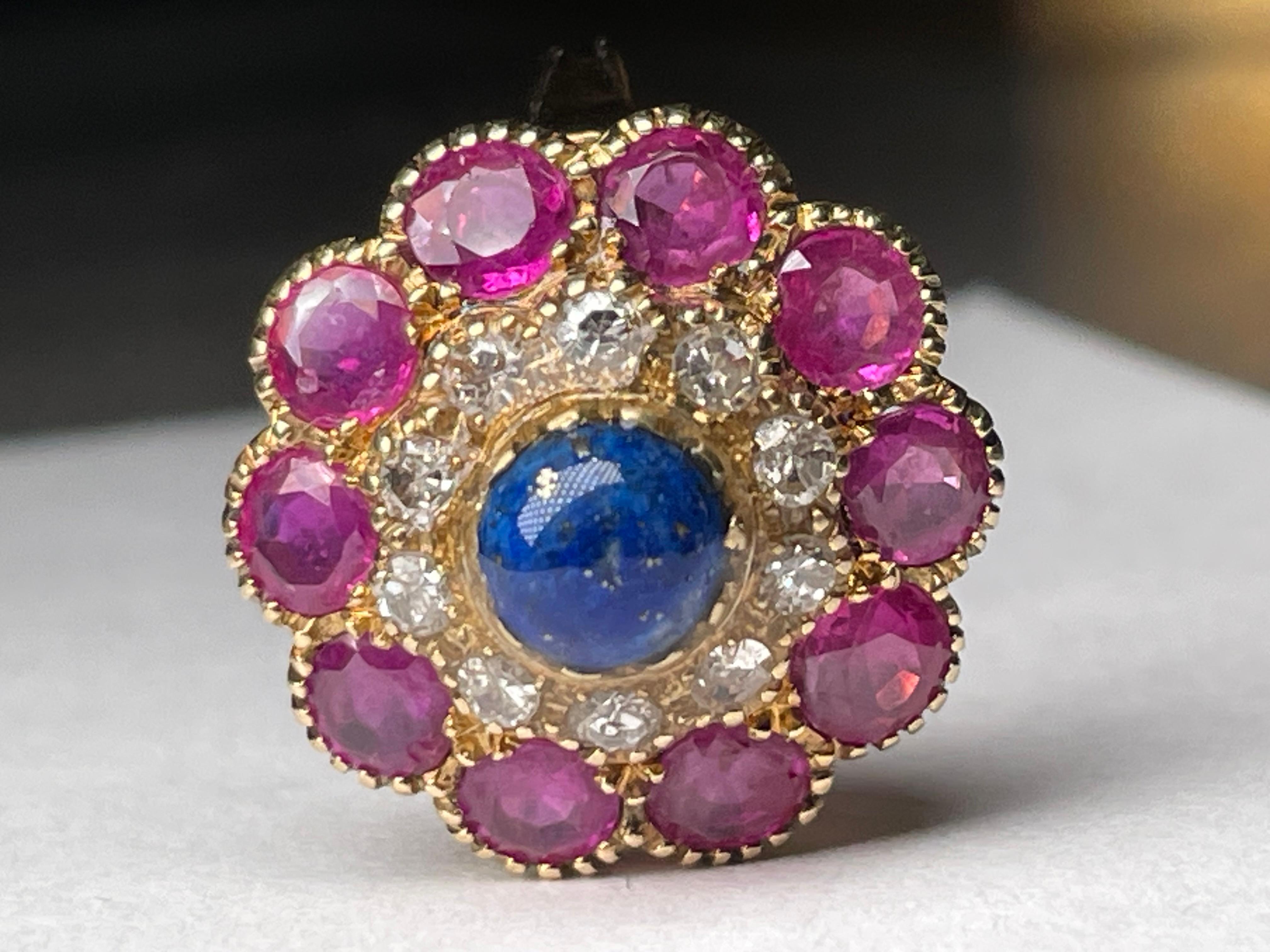 18k Yellow Gold Diamonds, Lapis Lazuli and Rubies Cocktail Ring For Sale 3