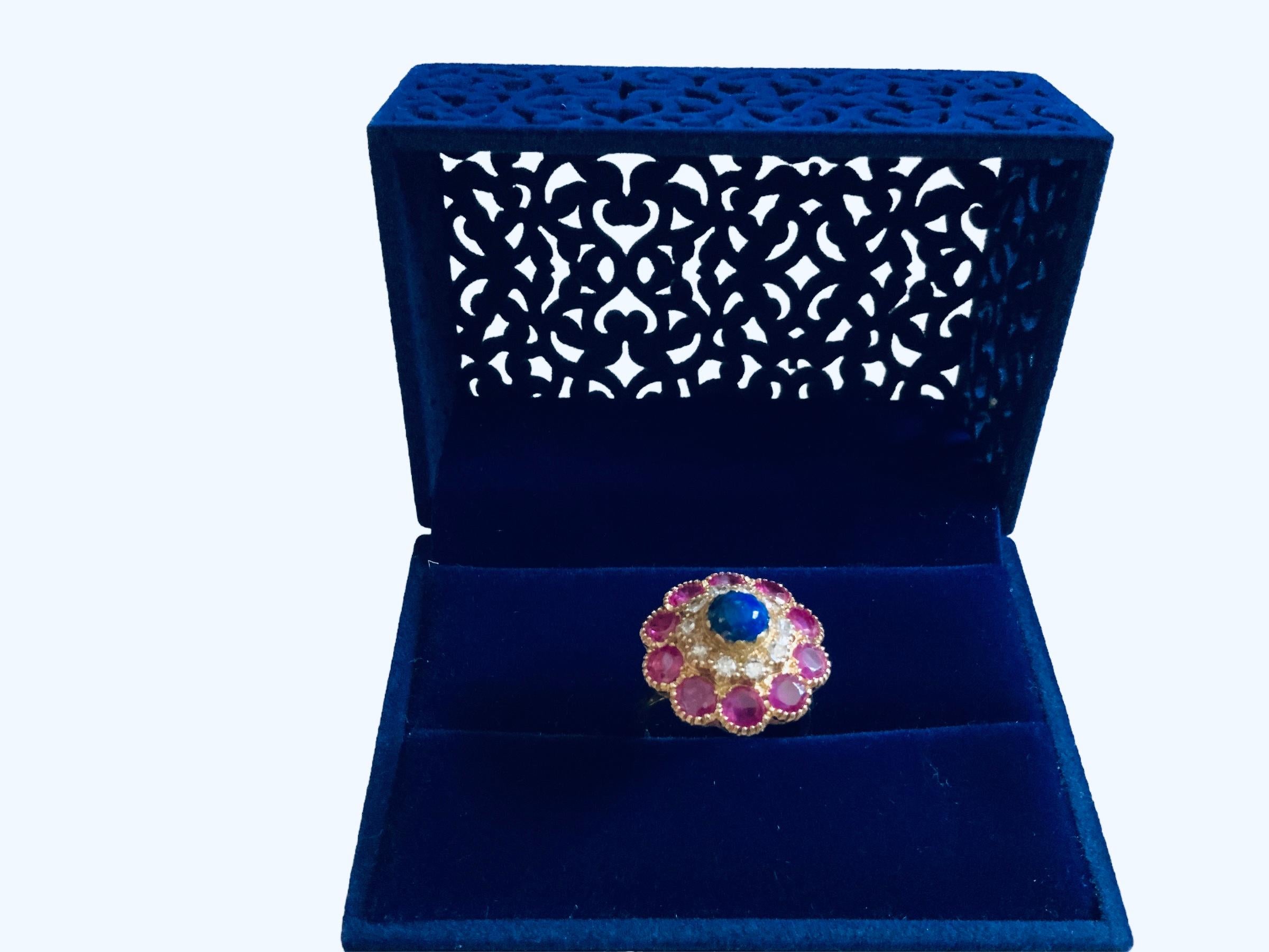 Women's 18k Yellow Gold Diamonds, Lapis Lazuli and Rubies Cocktail Ring For Sale