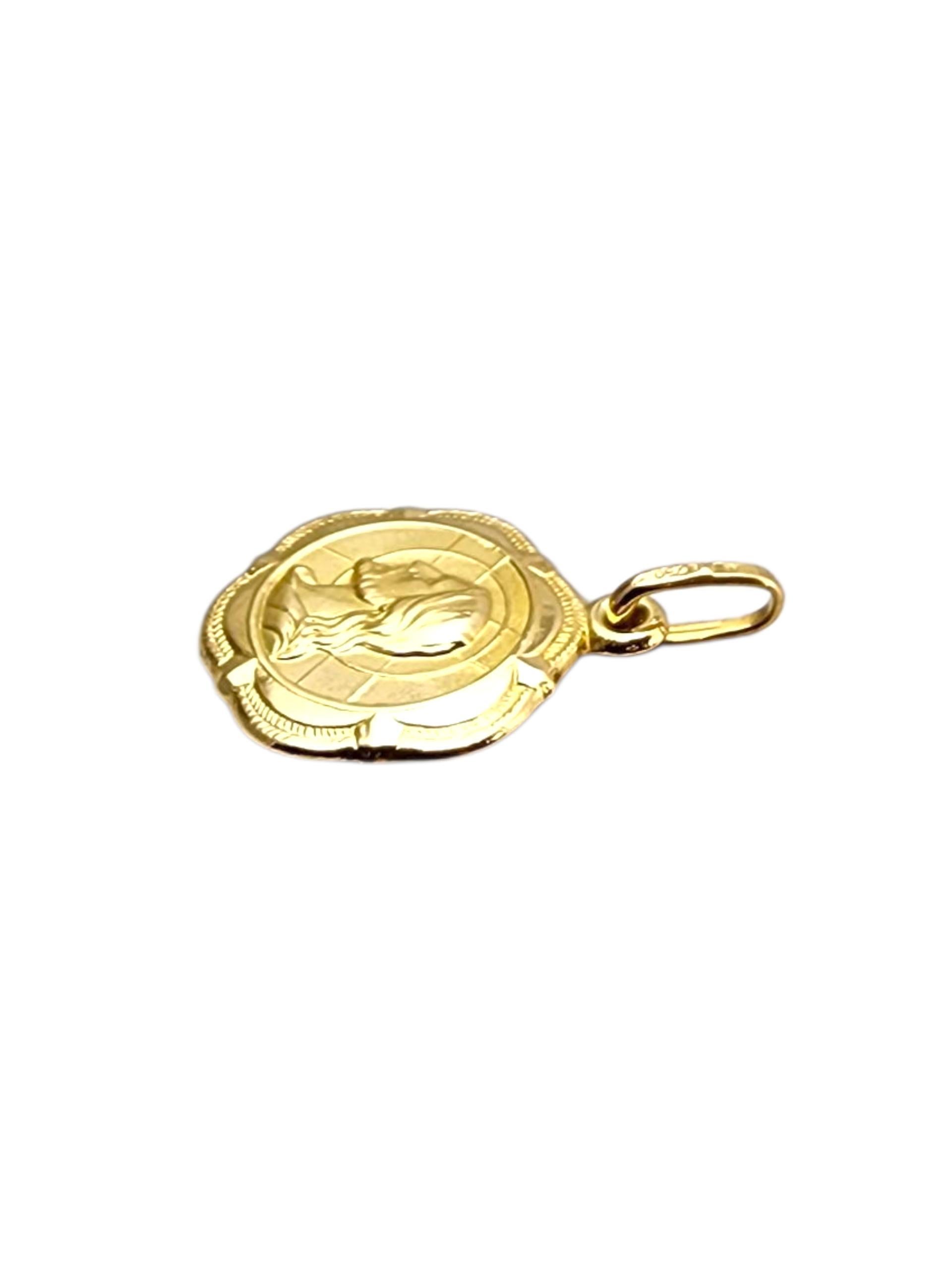 Colgante medallón de oro amarillo de 18 quilates Dio Ti Protegga 