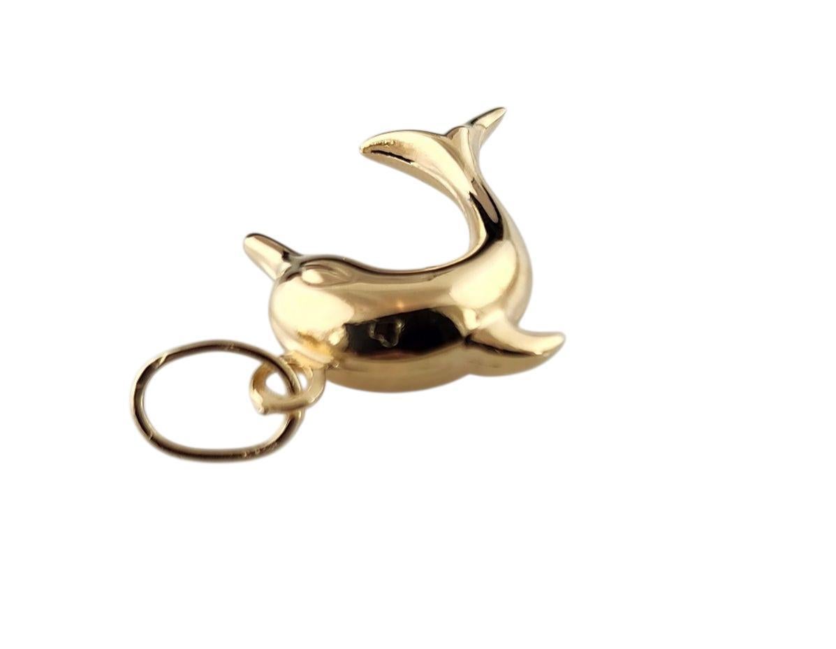 Pendentif Dauphin en or jaune 18K #23055 Bon état - En vente à Washington Depot, CT