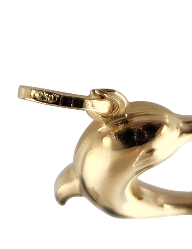 Pendentif Dauphin en or jaune 18K #23055 Pour femmes en vente