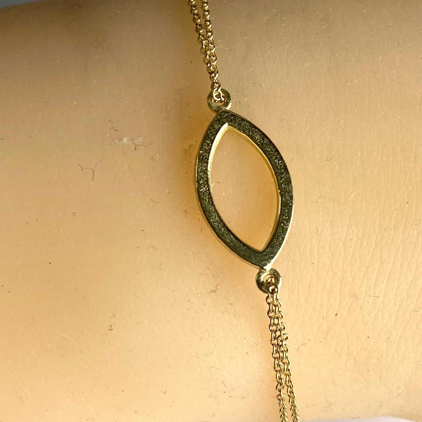 18K Yellow Gold Double-Chain Bracelet with Marquise Charm For Sale 1