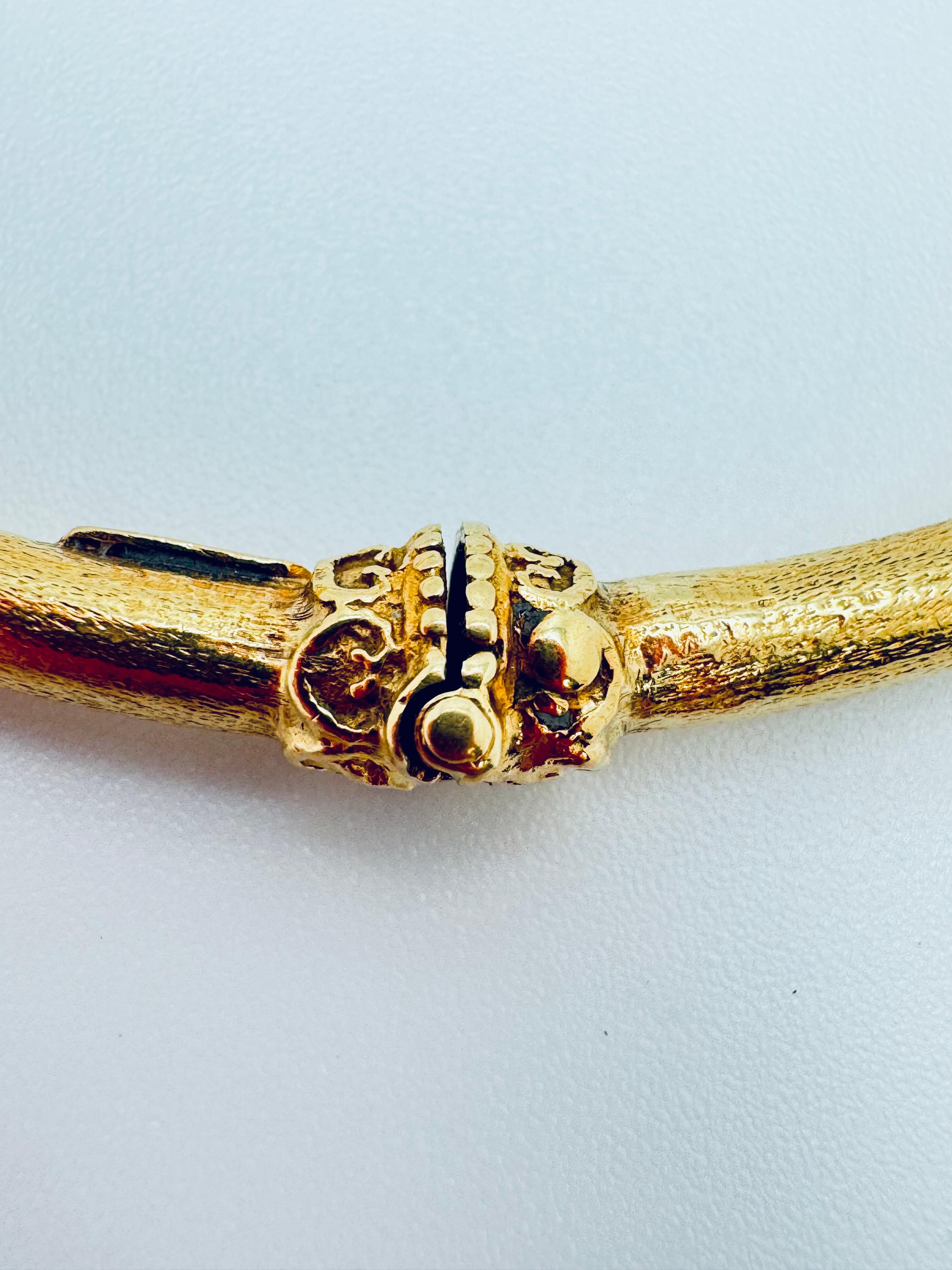 Doppelter Löwenkopf-Armreif aus 18K Gelbgold (Art déco) im Angebot