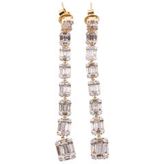18 Karat Yellow Gold Drop Cluster Diamond Earrings