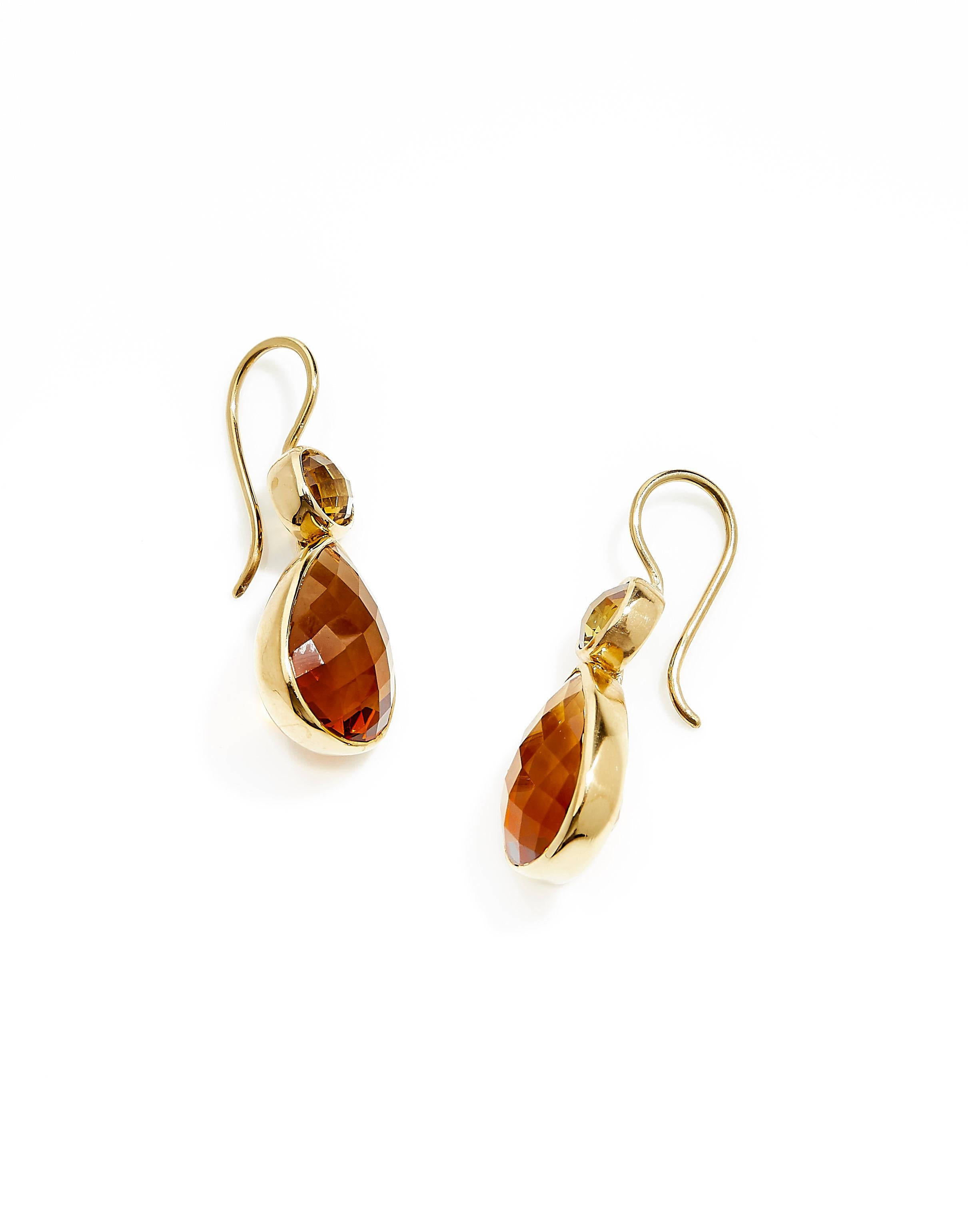 Contemporary 18 Karat Yellow Gold Drop Earrings Set with 14.89 Carat Citrines and Tourmalines For Sale