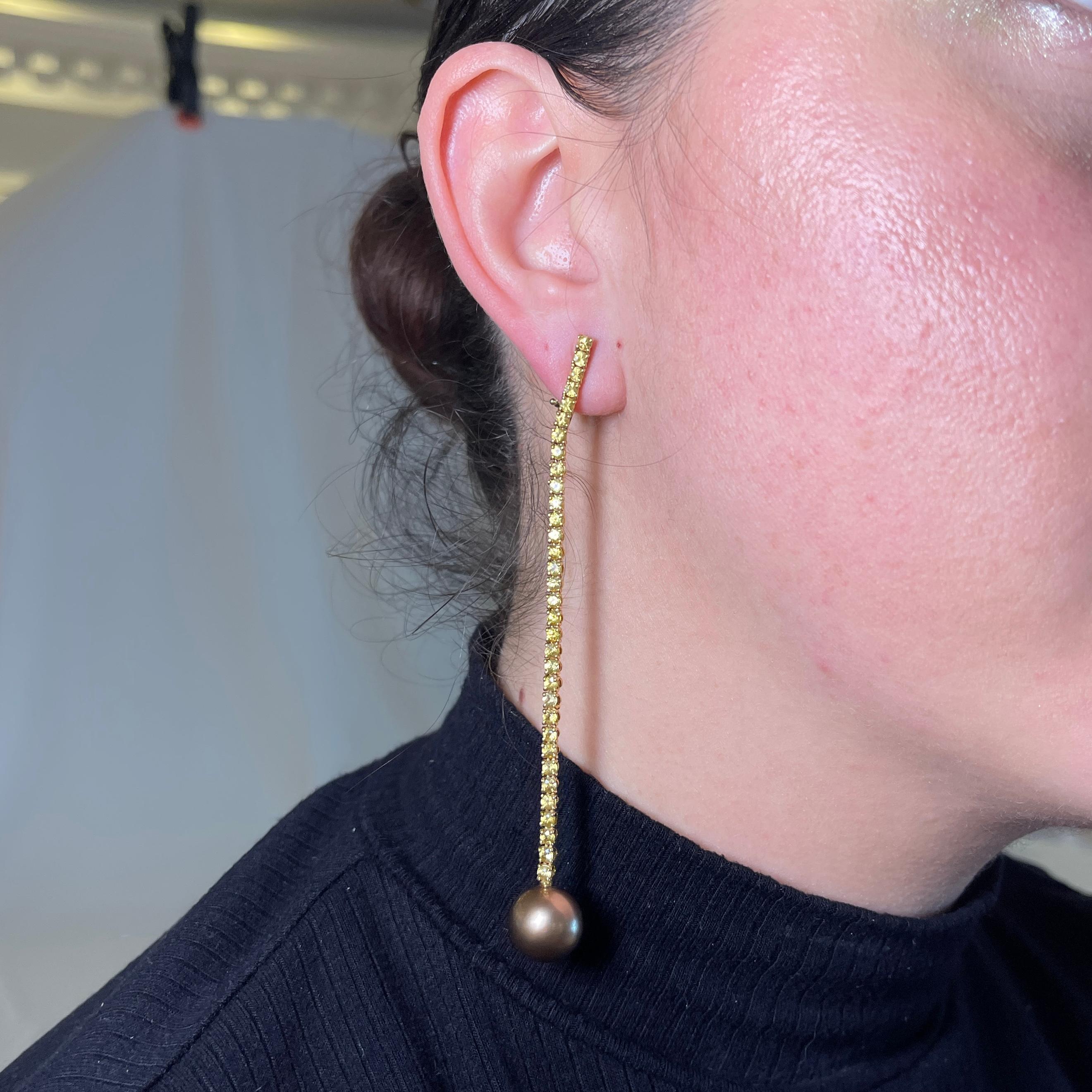 Women's or Men's 18K Yellow Gold Drop Earrings with Natural Yellow Sapphires and Pearls For Sale