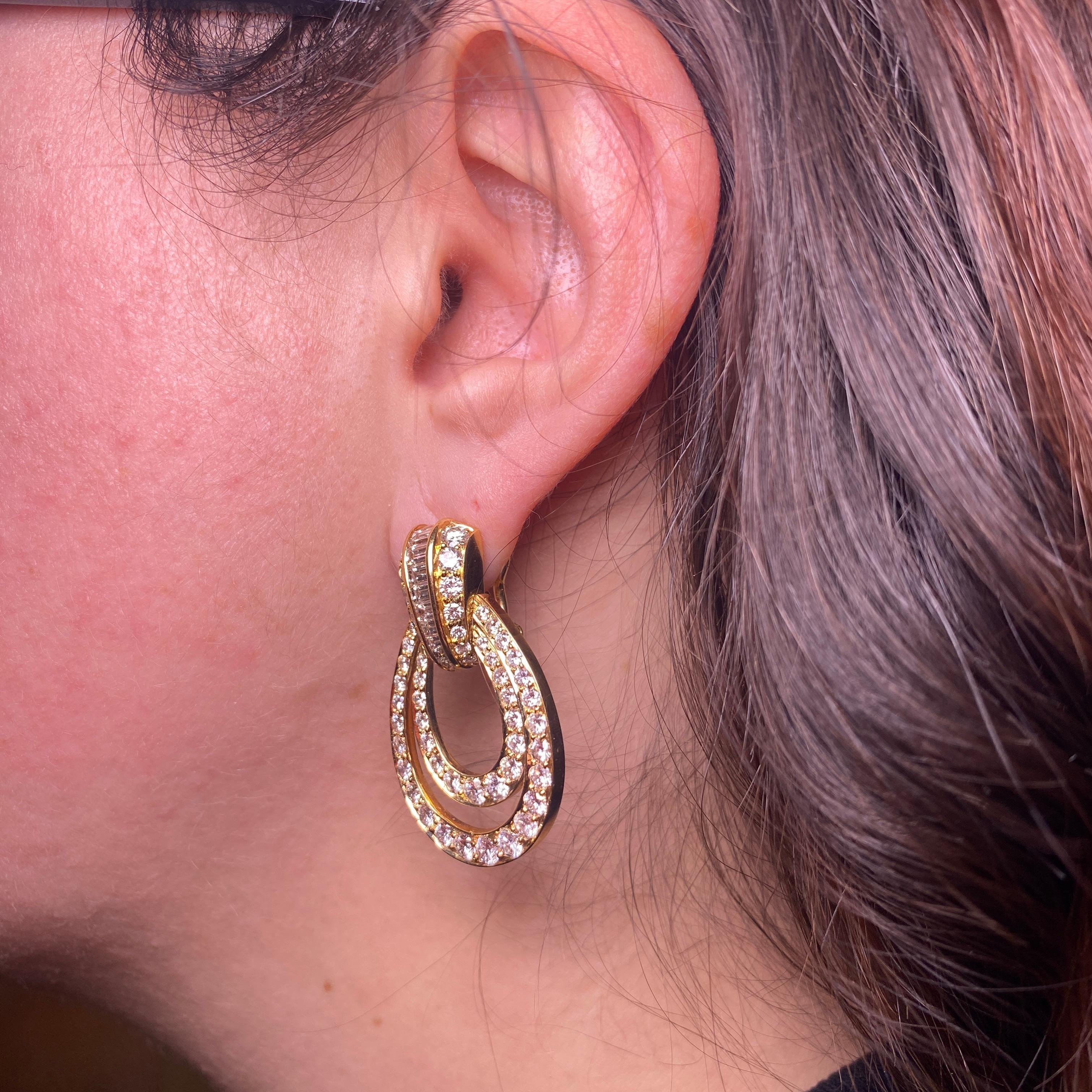 18K Yellow Gold Drop Earrings with Oval Design and Mixed-Cut Diamonds For Sale 2
