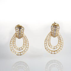18K Yellow Gold Drop Earrings with Oval Design and Mixed-Cut Diamonds