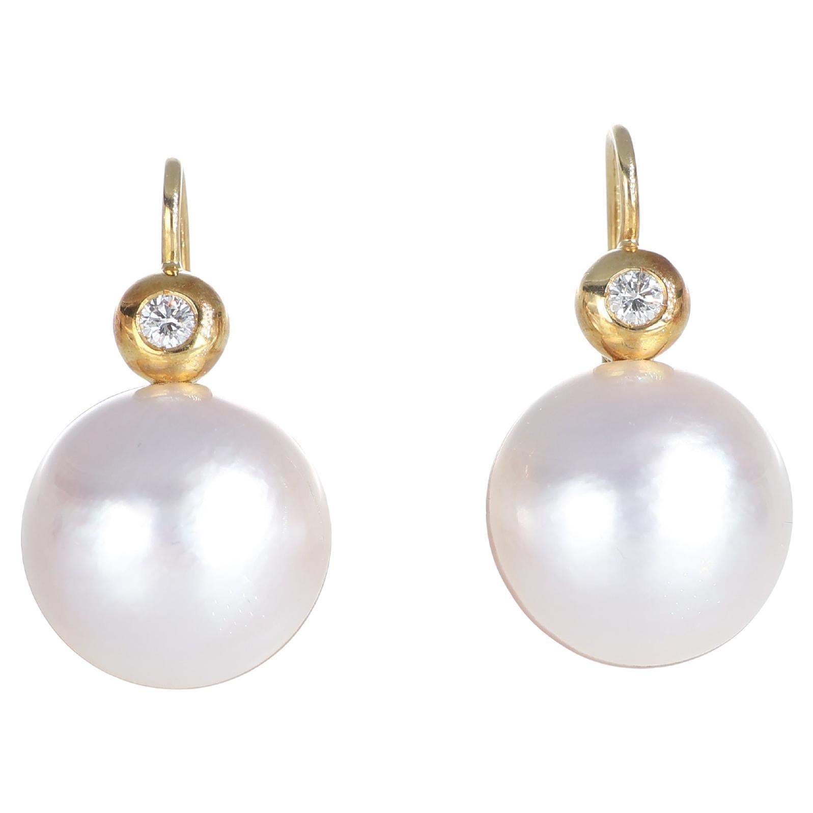 18K Yellow Gold Drop Earrings with Pearls and Diamonds