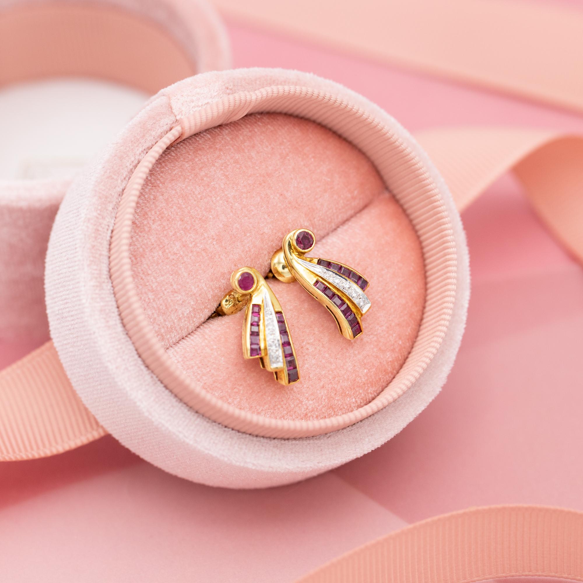 18K yellow gold earrings - estate ruby & diamond studs - Romantic gift  For Sale 2