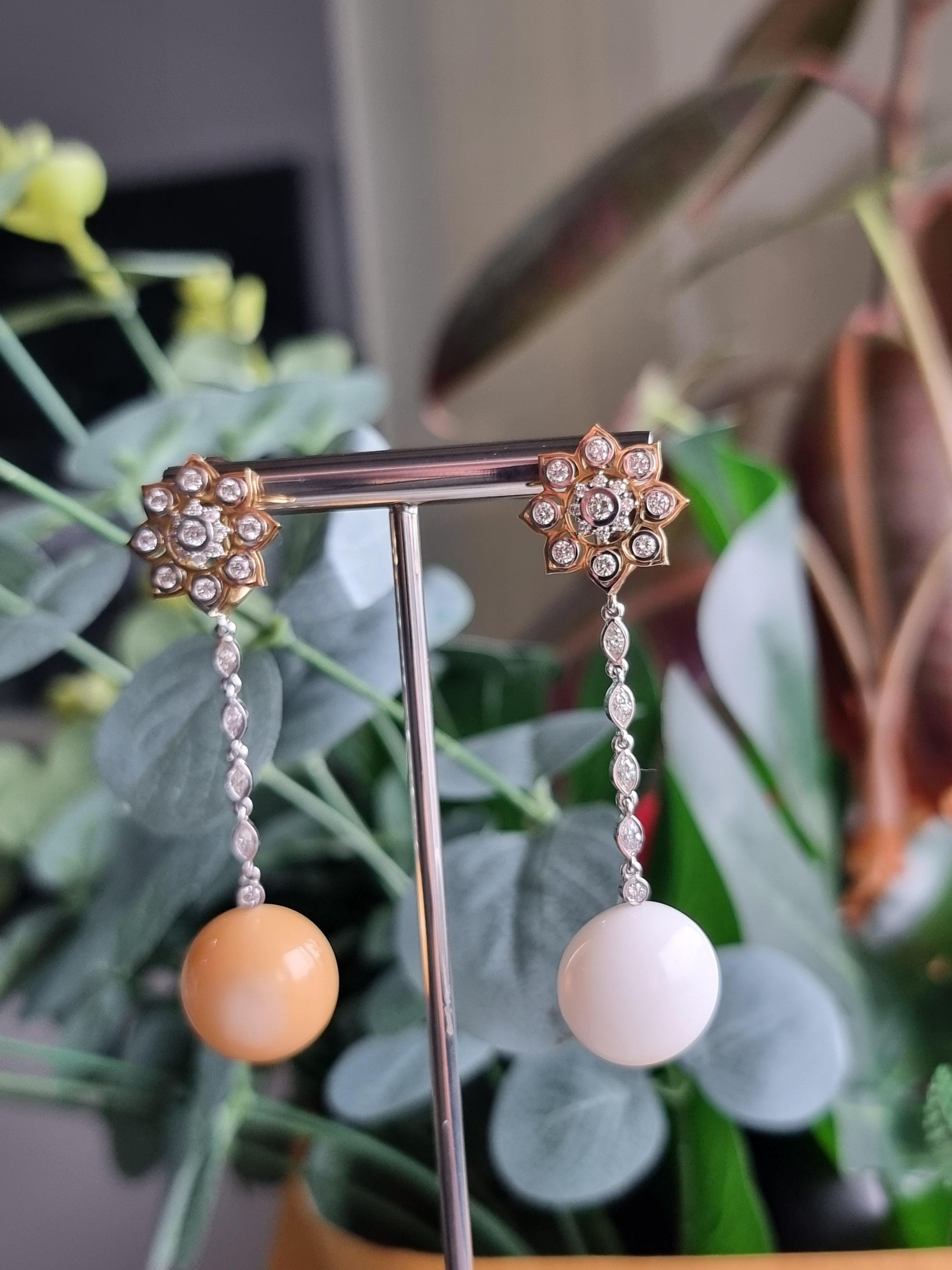 Boucles d'oreilles en or jaune 18 carats Diamant marquise et perle ronde naturelle en vente 5