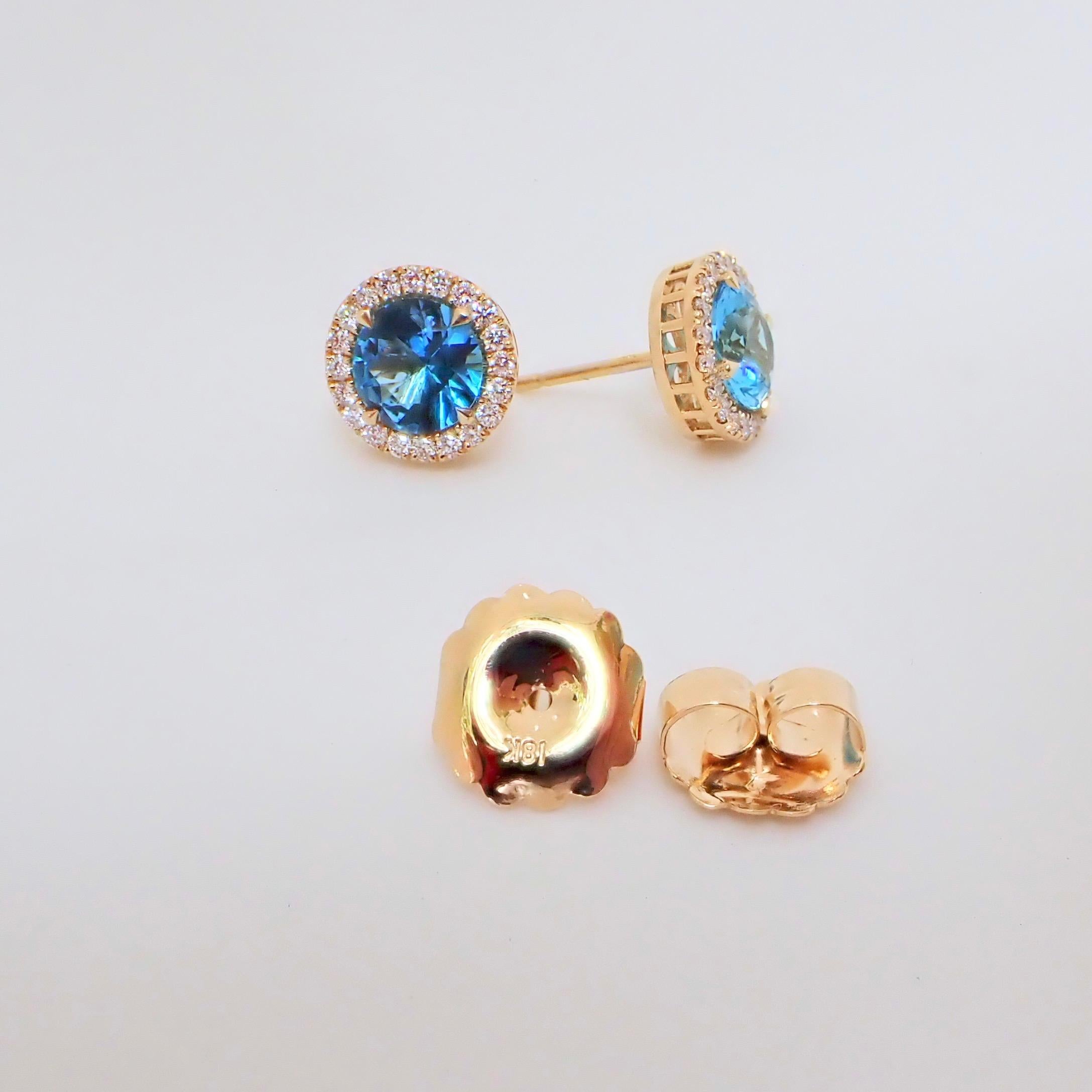 18k Yellow Gold Earrings with Blue Topaz and 0.42 Carats of Diamond For Sale 2