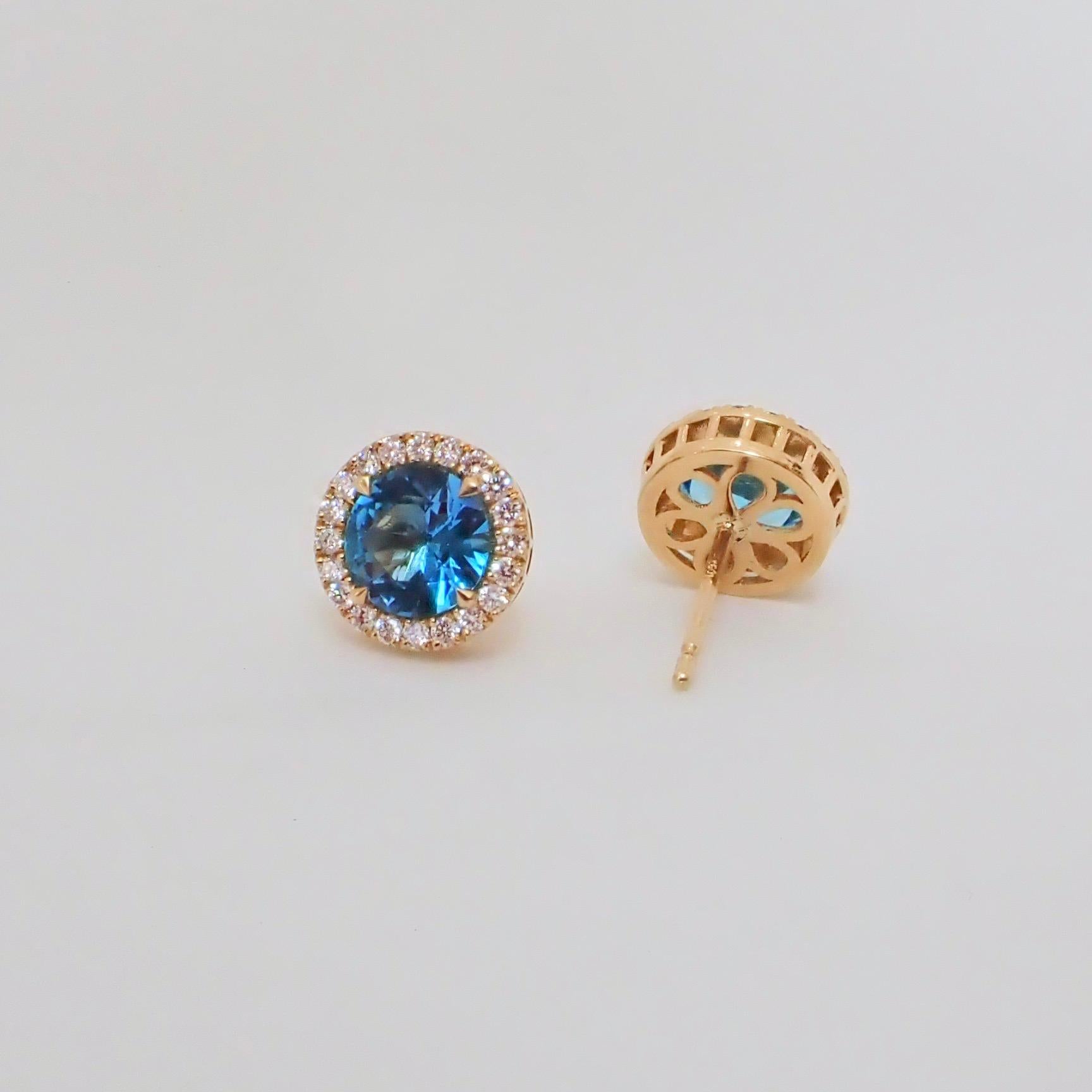 18k Yellow Gold Earrings with Blue Topaz and 0.42 Carats of Diamond For Sale 3