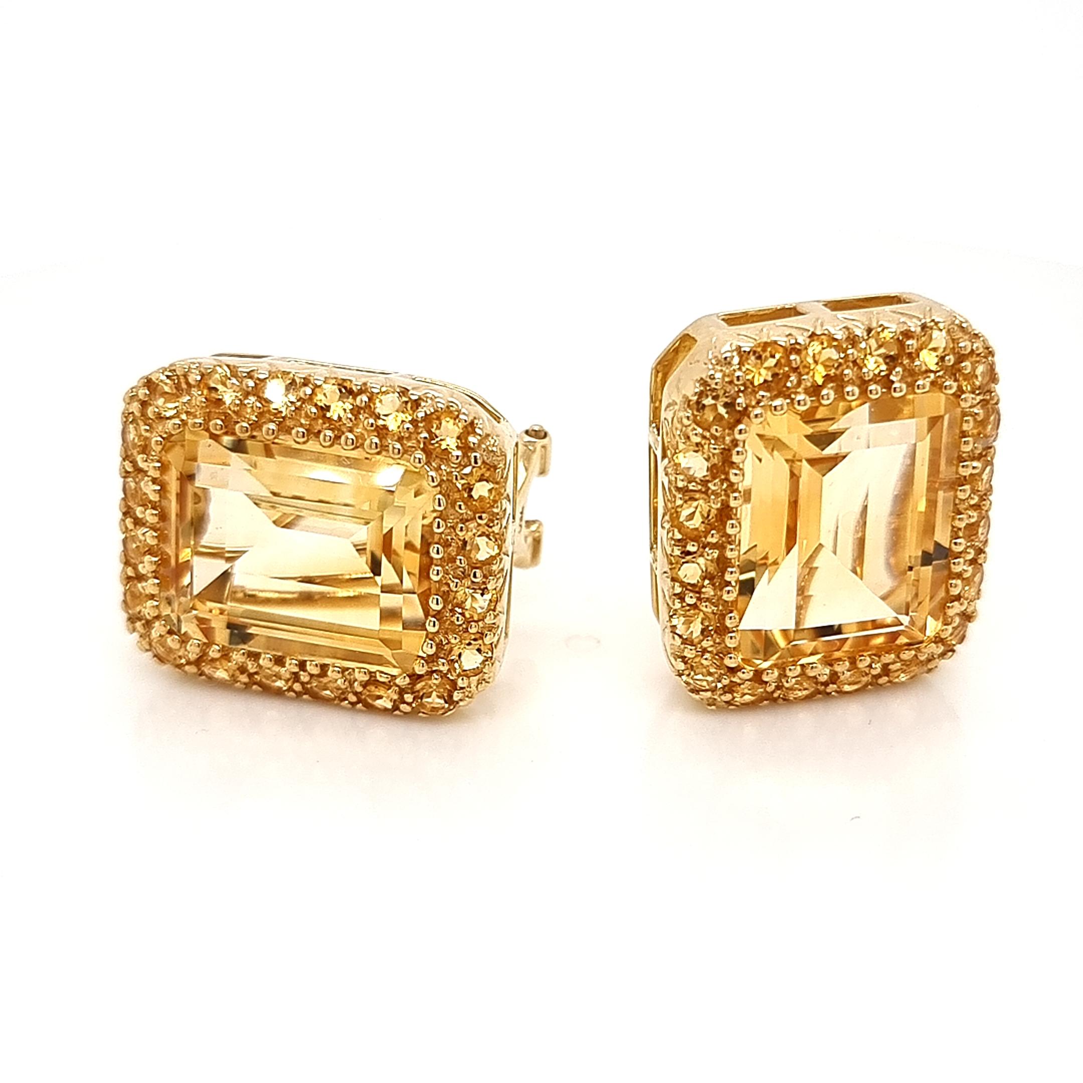 18K Yellow Gold Earrings with Centre Citrines and Accent Round Citrines In New Condition For Sale In ประเวศ, TH