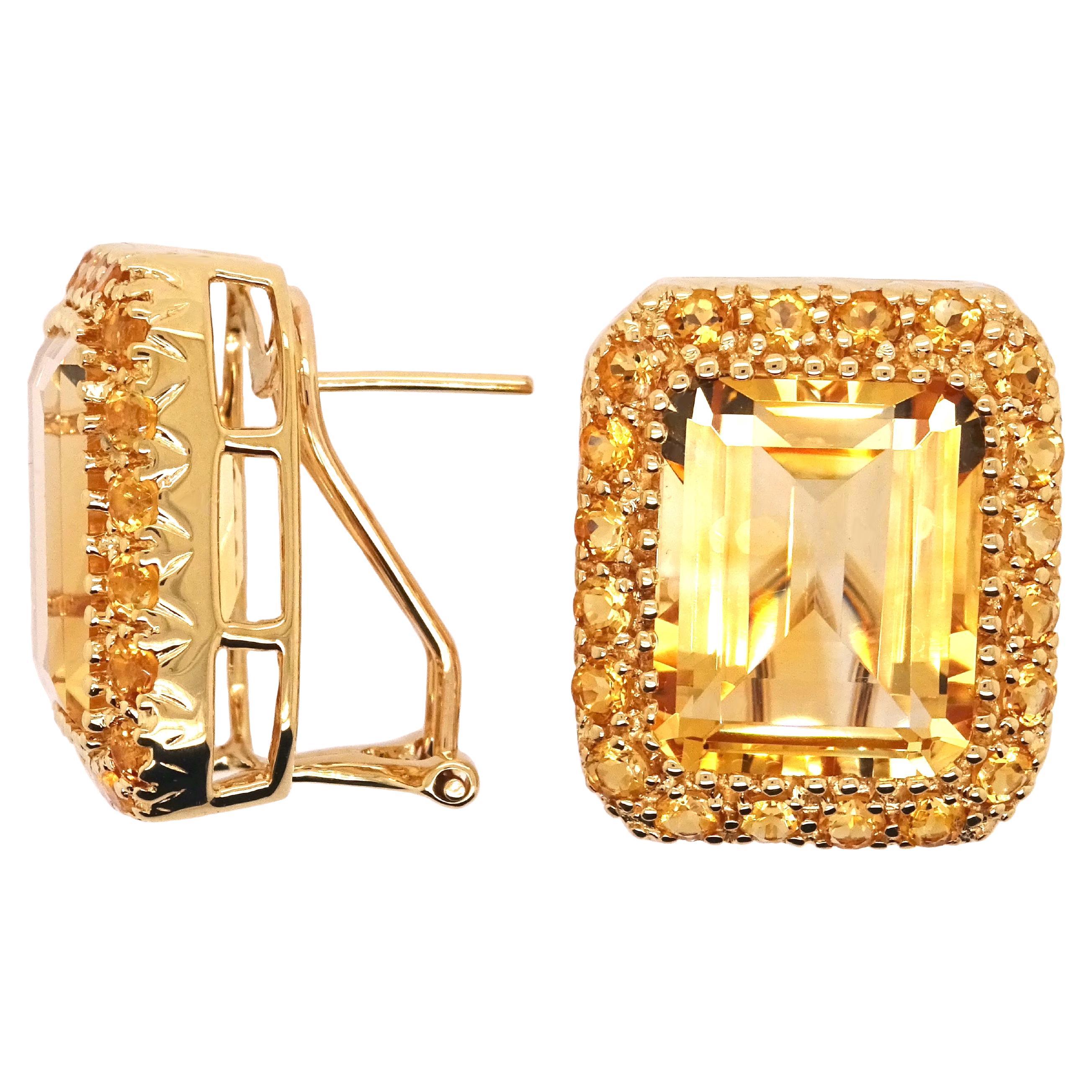 18K Yellow Gold Earrings with Centre Citrines and Accent Round Citrines For Sale