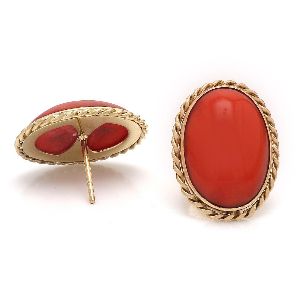 Oval Cut 18K Yellow Gold Earrings with Coral For Sale