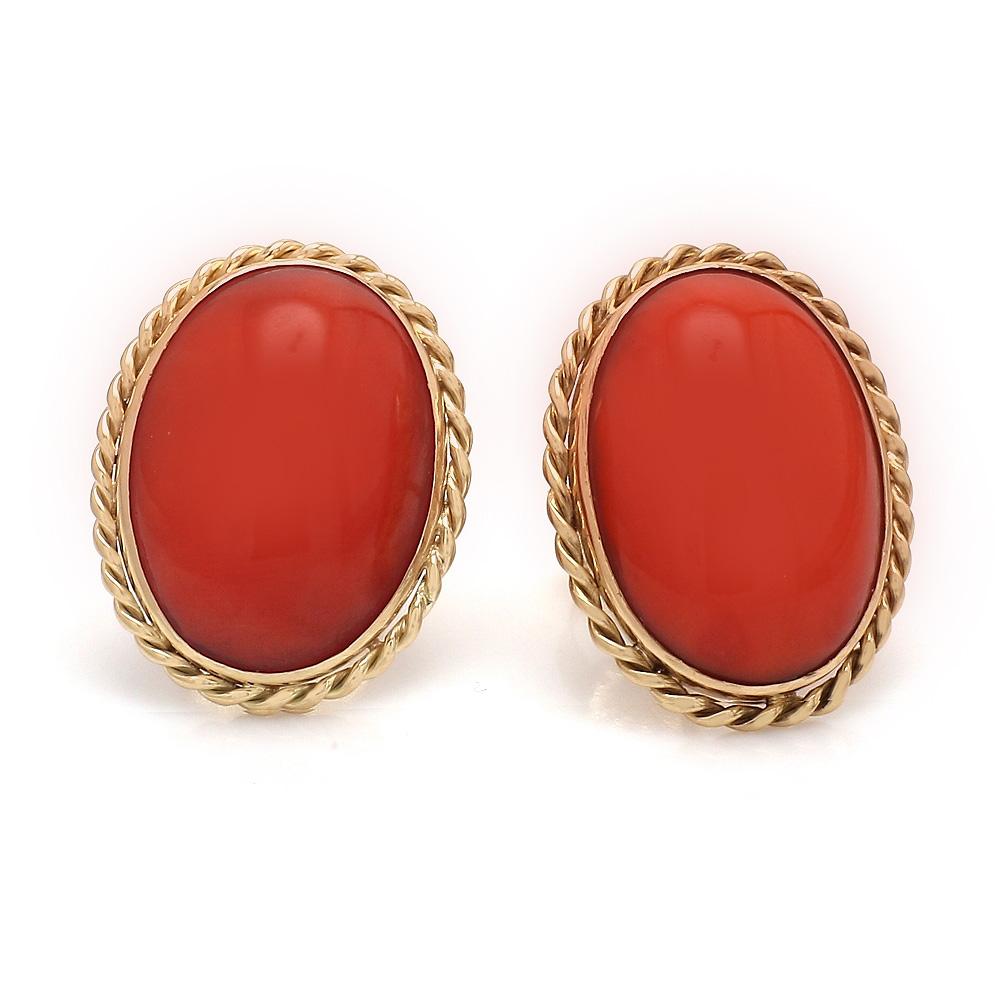 18K Yellow Gold Earrings with Coral In Good Condition For Sale In Scottsdale, AZ