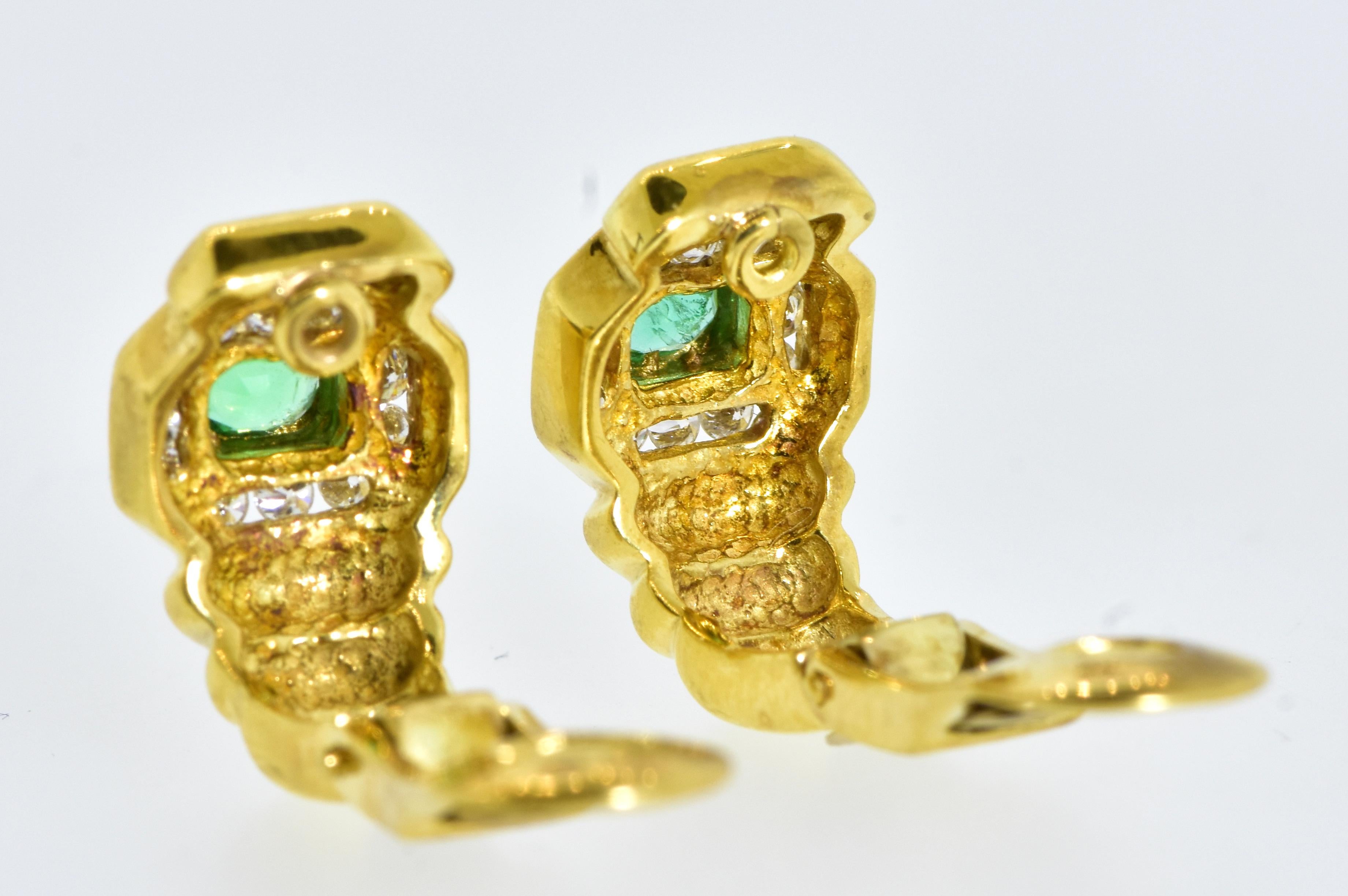 18K Yellow Gold Earrings with Diamond and Emerald In Excellent Condition In Aspen, CO