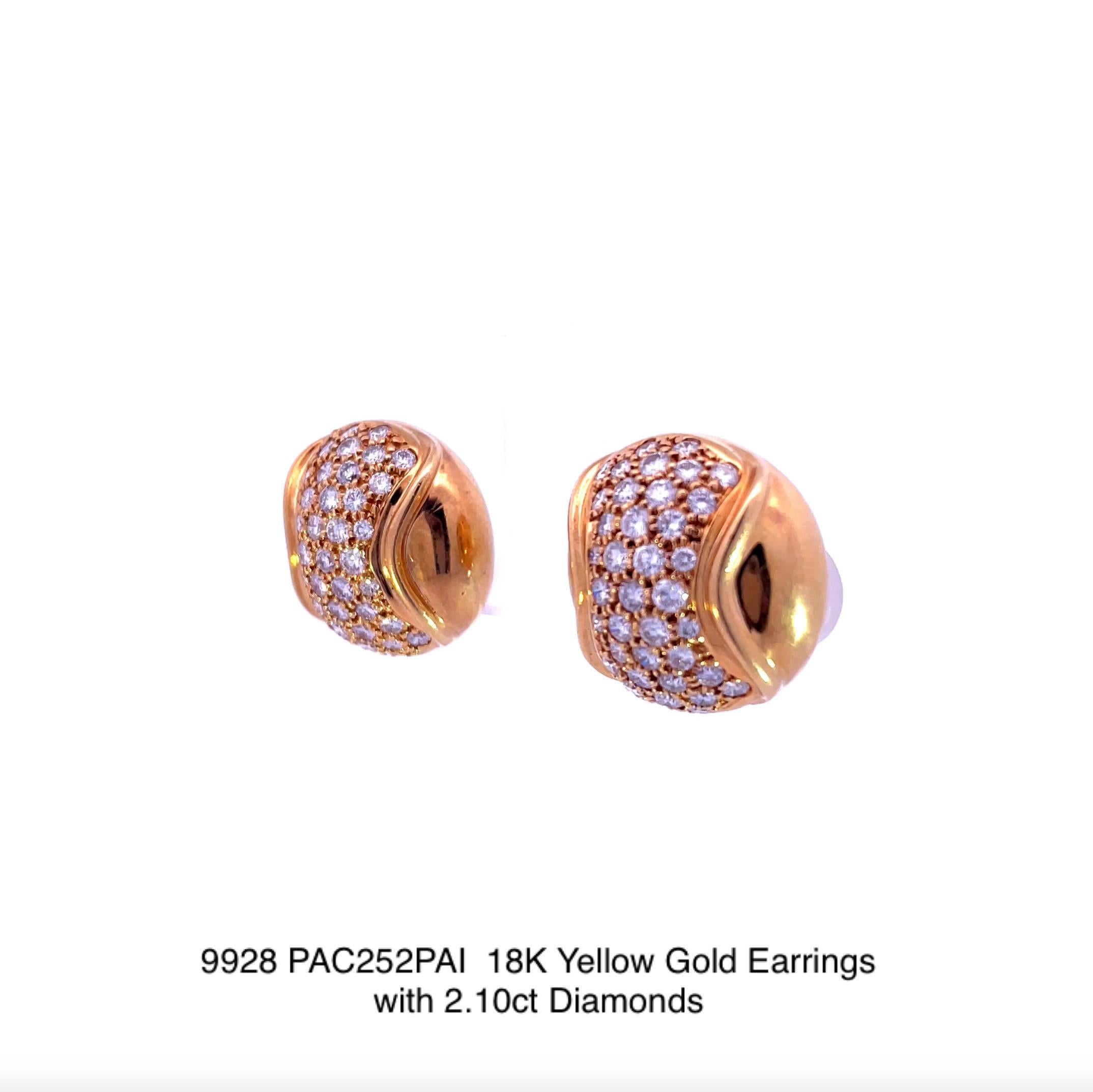 Modern 18K Yellow Gold Earrings with Diamonds For Sale