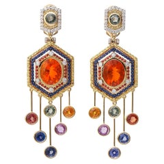 Boucles d'oreilles en or jaune 18 carats avec diamants, saphirs et opales de feu 