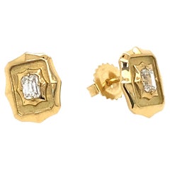 18k Yellow Gold Earrings with Emerald Cut Forevermark Diamonds
