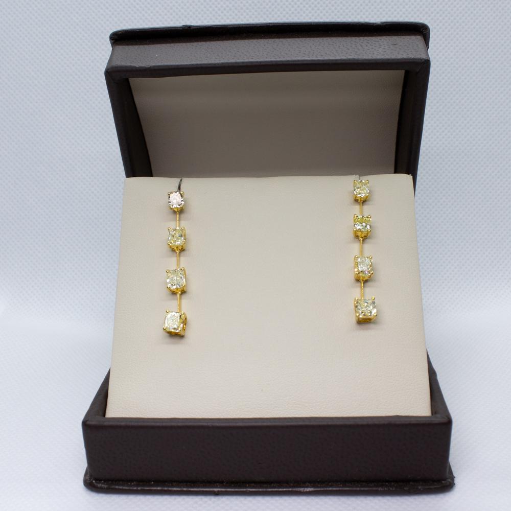 Boucles d'oreilles en or jaune 18K avec diamants jaunes fantaisie Pour femmes en vente