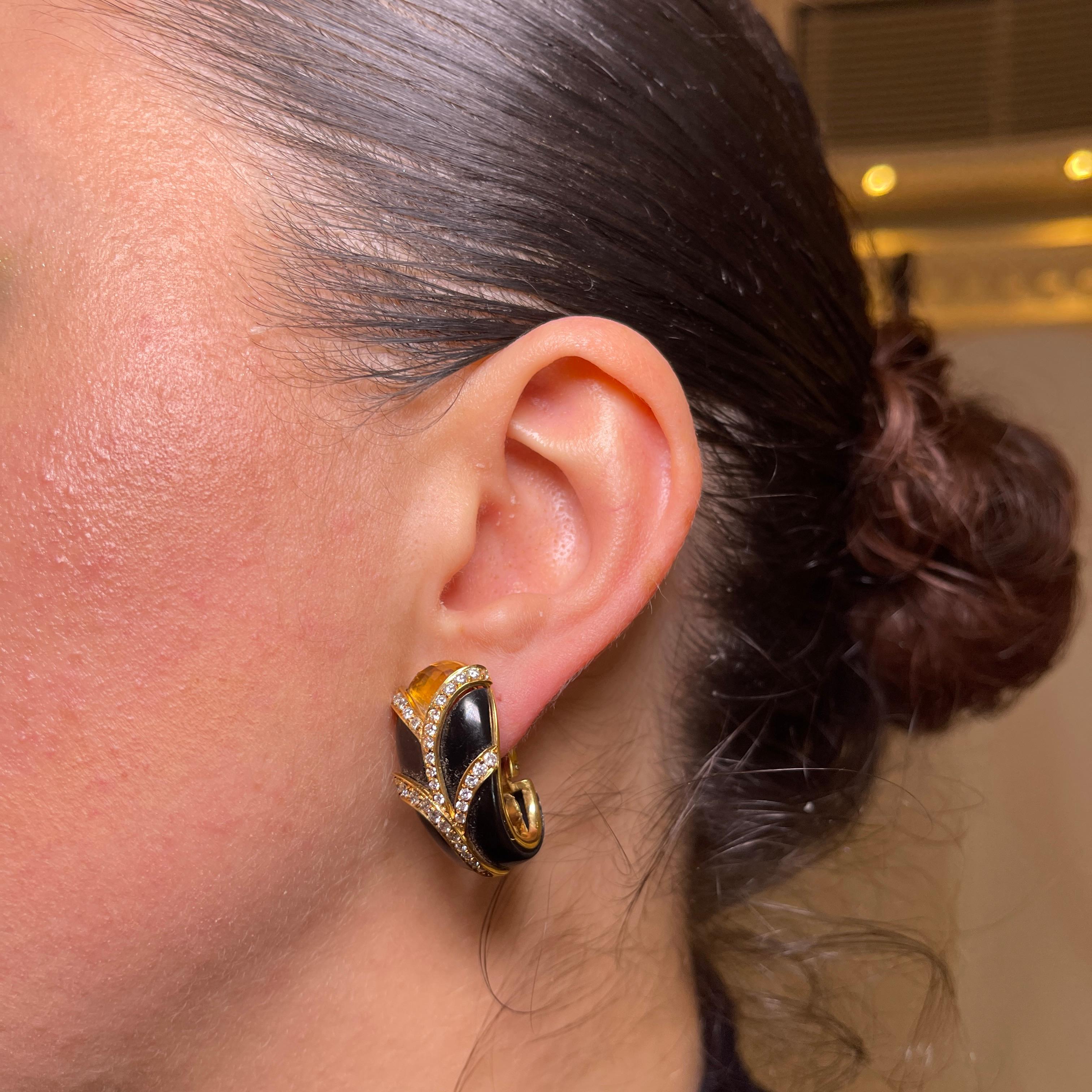 da uomo o donna Orecchini in oro giallo 18K con onice, topazio e pavé di diamanti in vendita