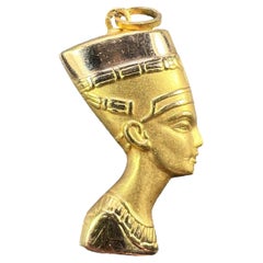 18K Yellow Gold Egyptian Nefertiti Bust Charm Pendant