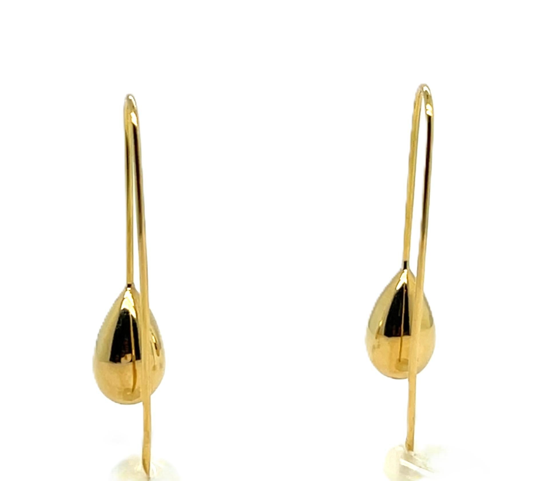 Orecchini a cerchio allungati in oro giallo 18K in vendita 2