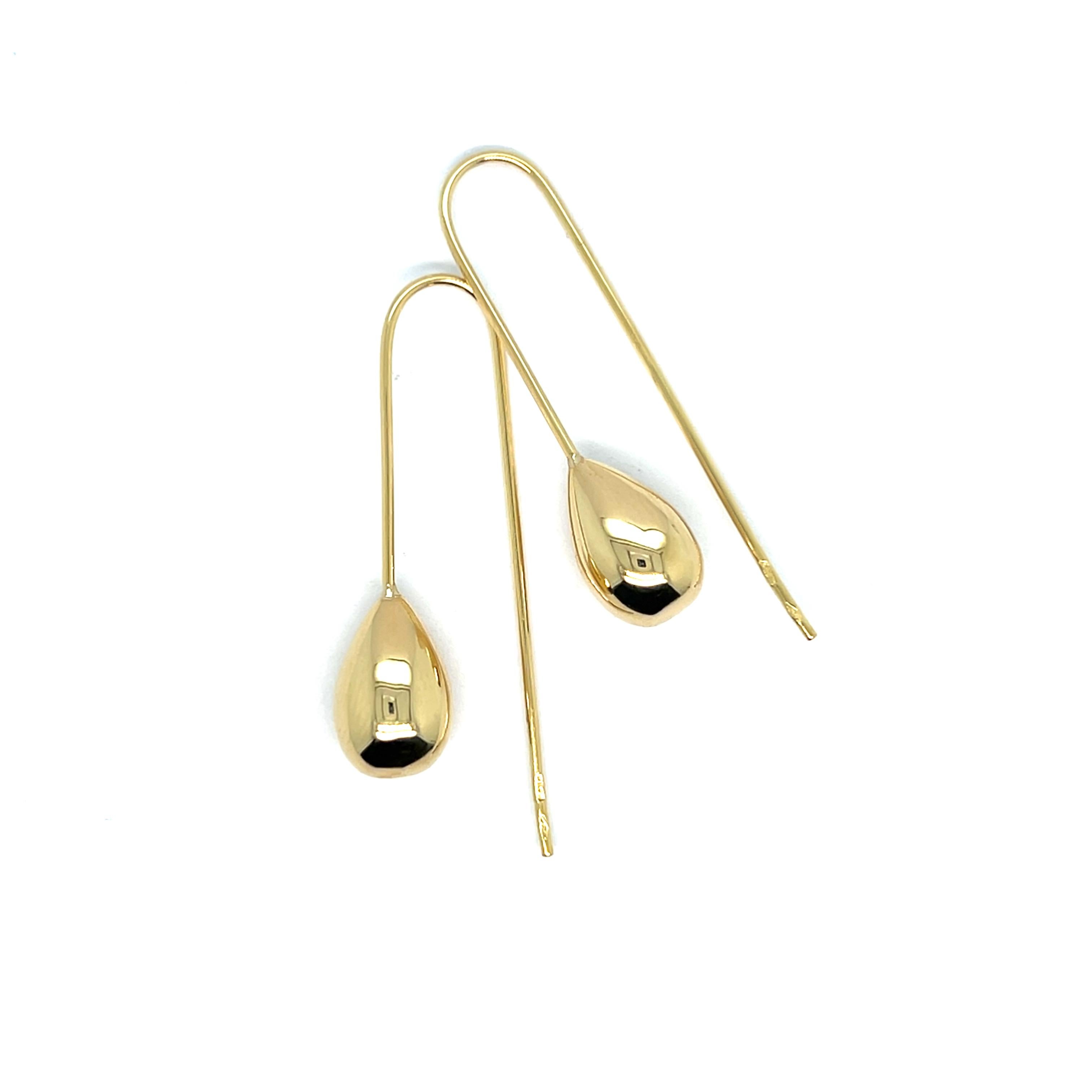 Orecchini a cerchio allungati in oro giallo 18K in vendita 3