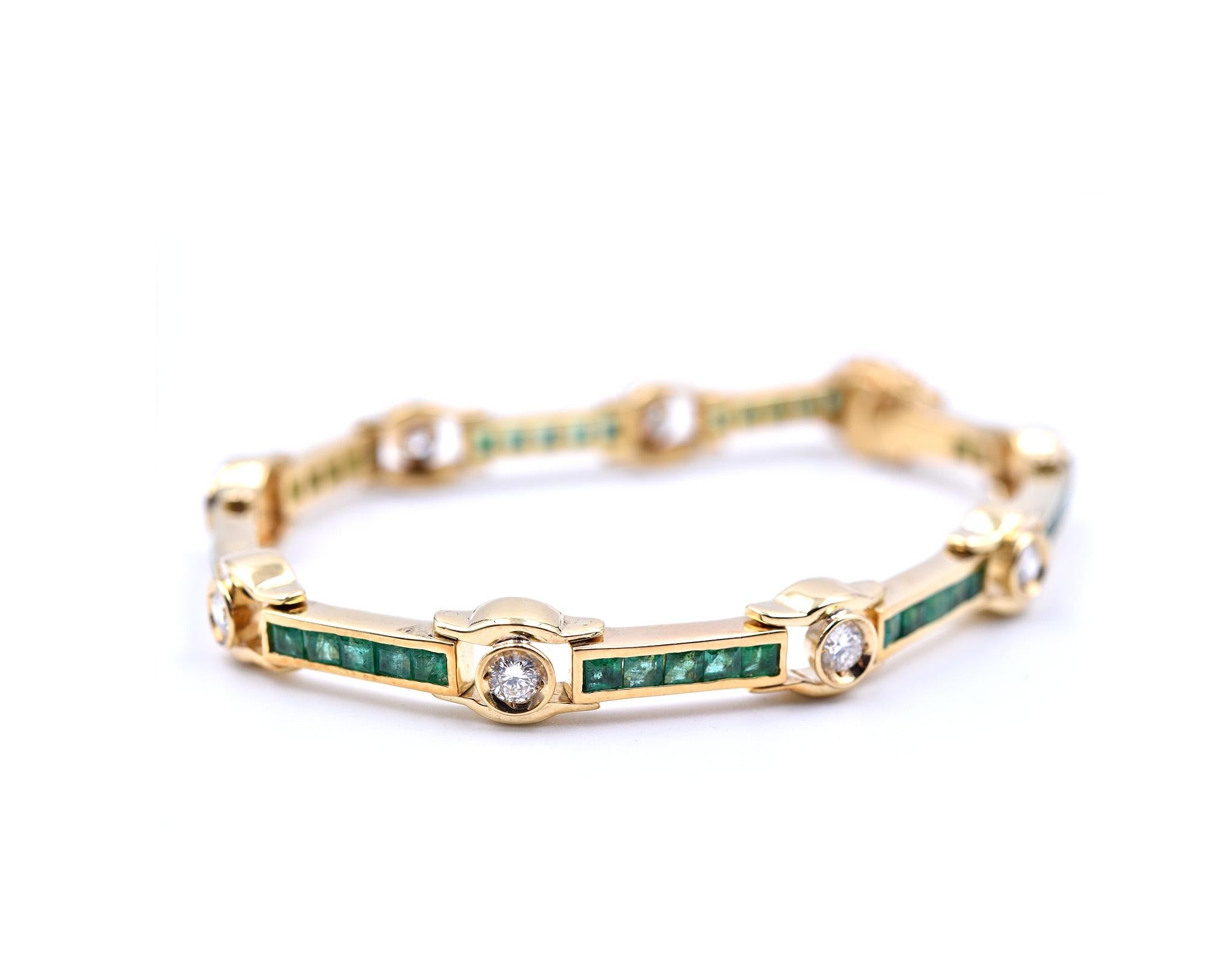 Round Cut 18 Karat Yellow Gold Emerald and Diamond Bracelet