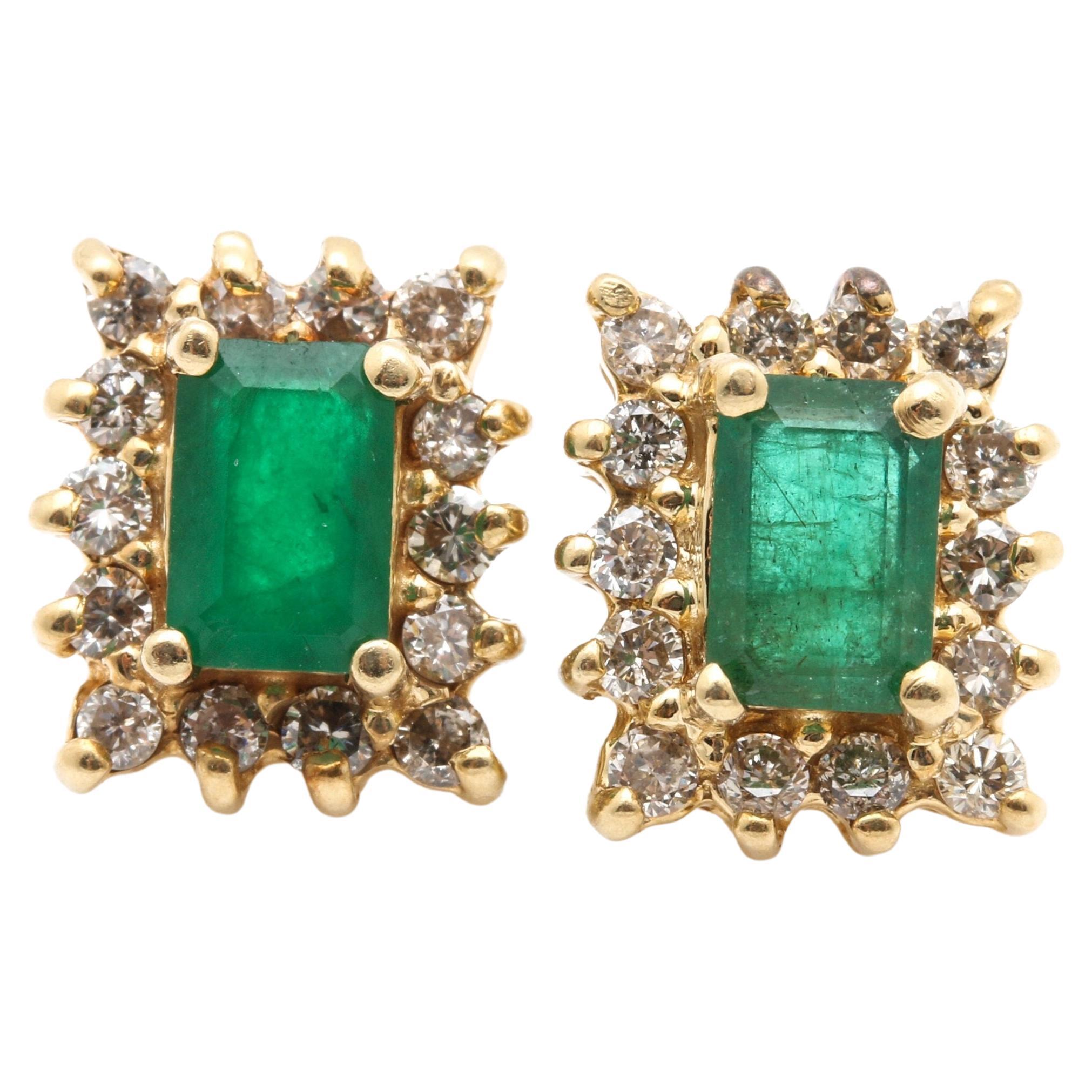 18K Yellow Gold Emerald and Diamond Stud Earrings For Sale at 1stDibs
