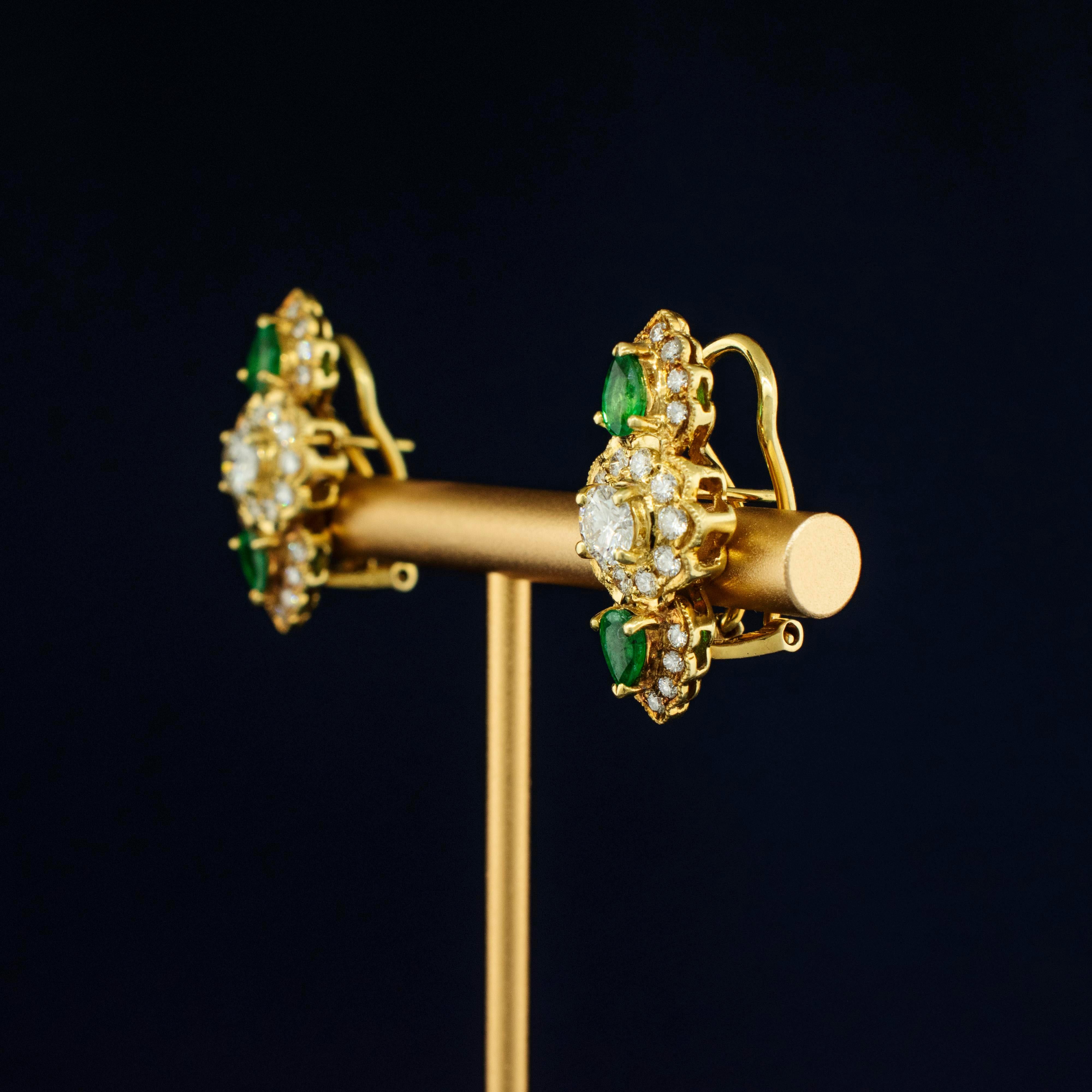 18k Yellow Gold Emerald and Diamond Earrings In Good Condition For Sale In Boone, NC
