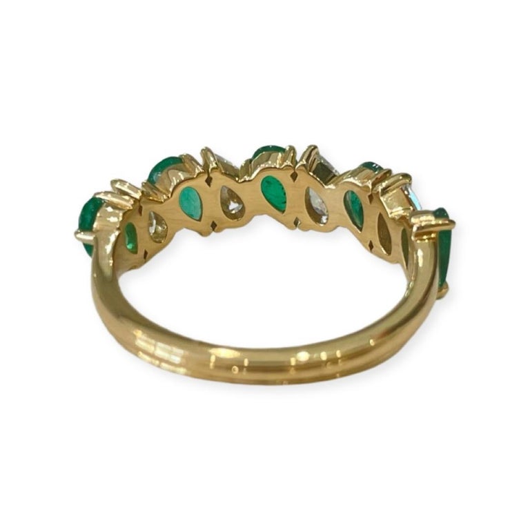18k Yellow Gold Emerald and Diamond Ring For Sale at 1stDibs