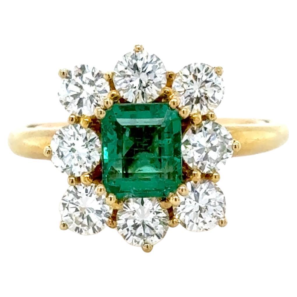 Bague en or jaune 18K, émeraude et diamant