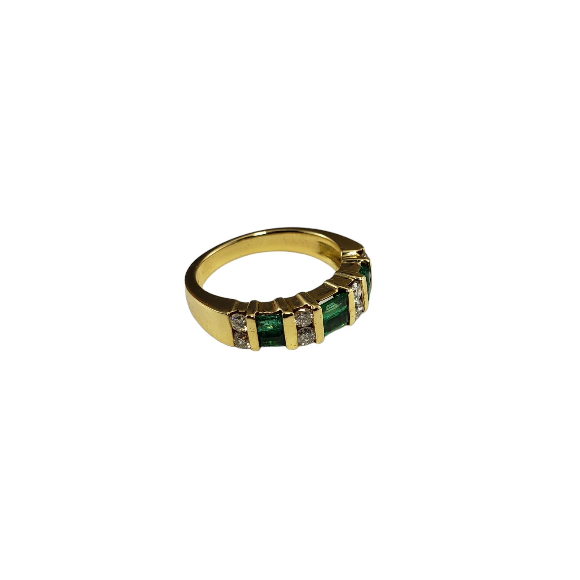 18K Yellow Gold Emerald and Diamond Ring Size 5.75 #16332 In Good Condition For Sale In Washington Depot, CT