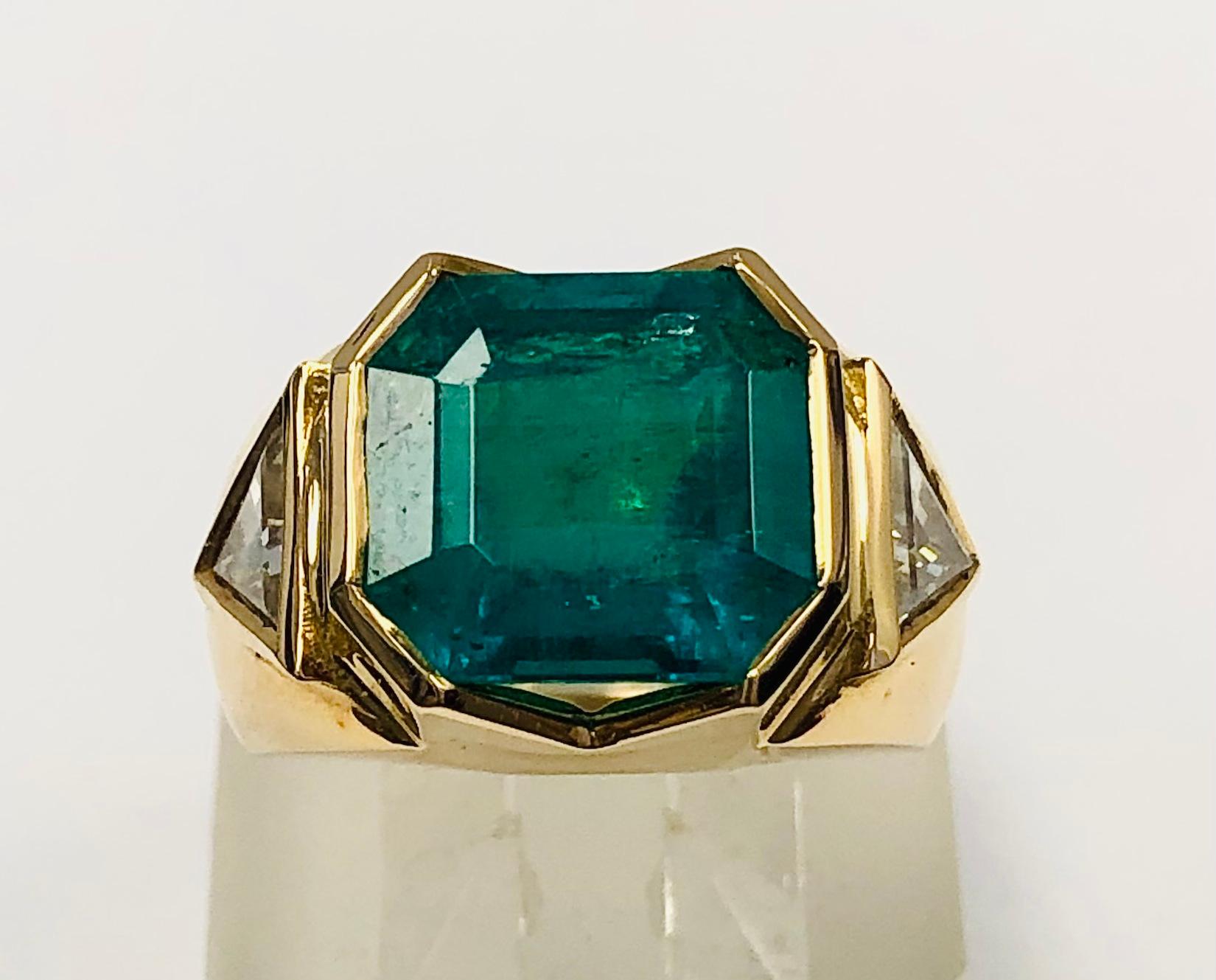 Emerald Cut 18K Yellow Gold, 8.41 CT Colombian Emerald and Diamond Special Ring For Sale