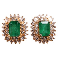 18K Yellow Gold Emerald and Diamond Stud Earrings
