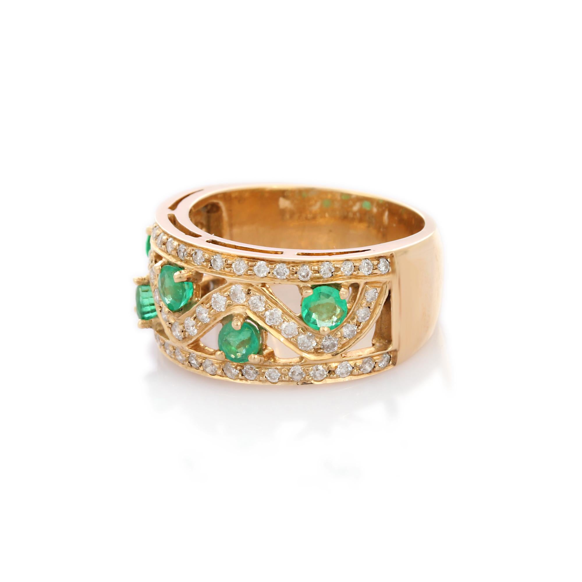 For Sale:  18K Yellow Gold Emerald and Diamond Wedding Ring 3