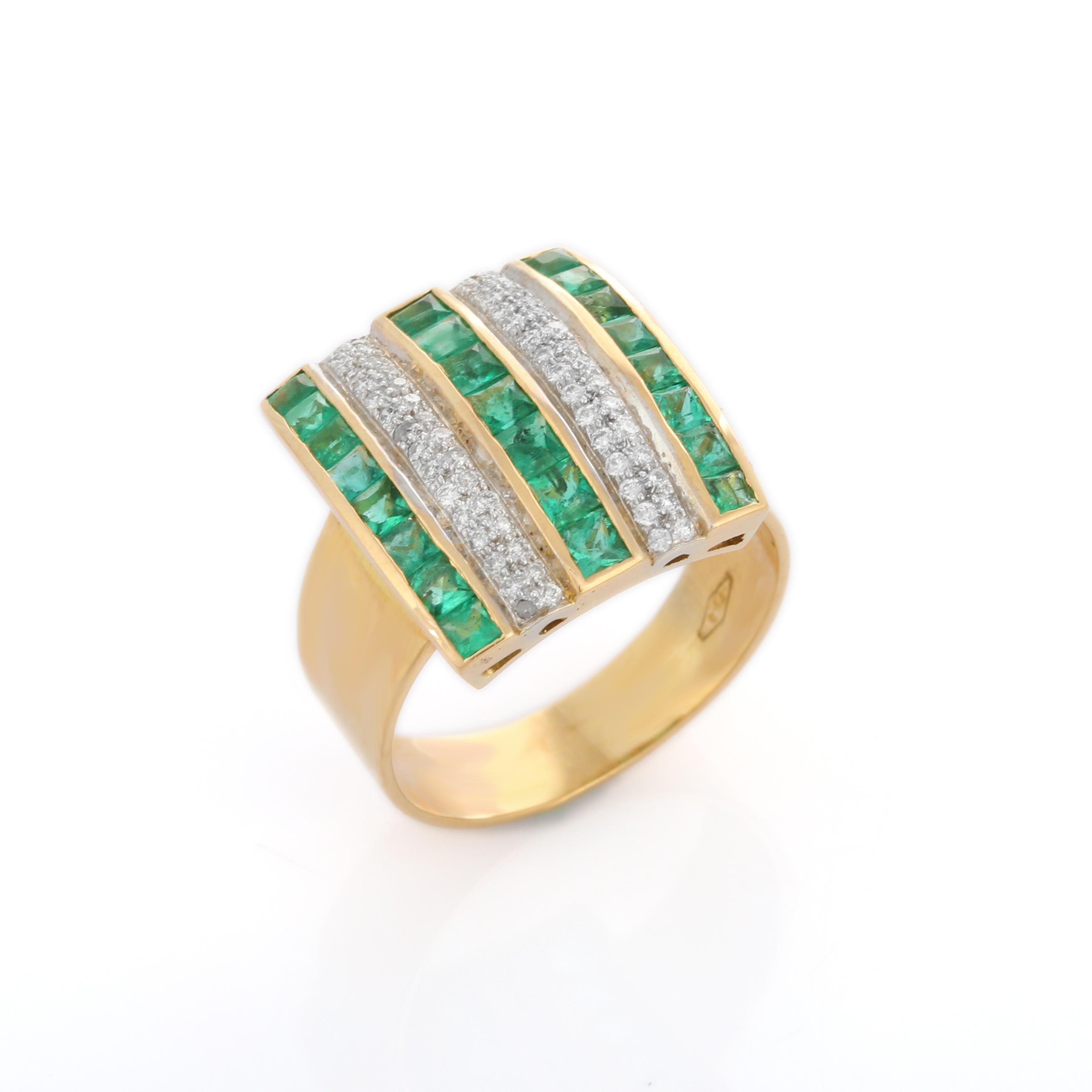 For Sale:  18K Yellow Gold Emerald and Diamond Wedding Ring 3