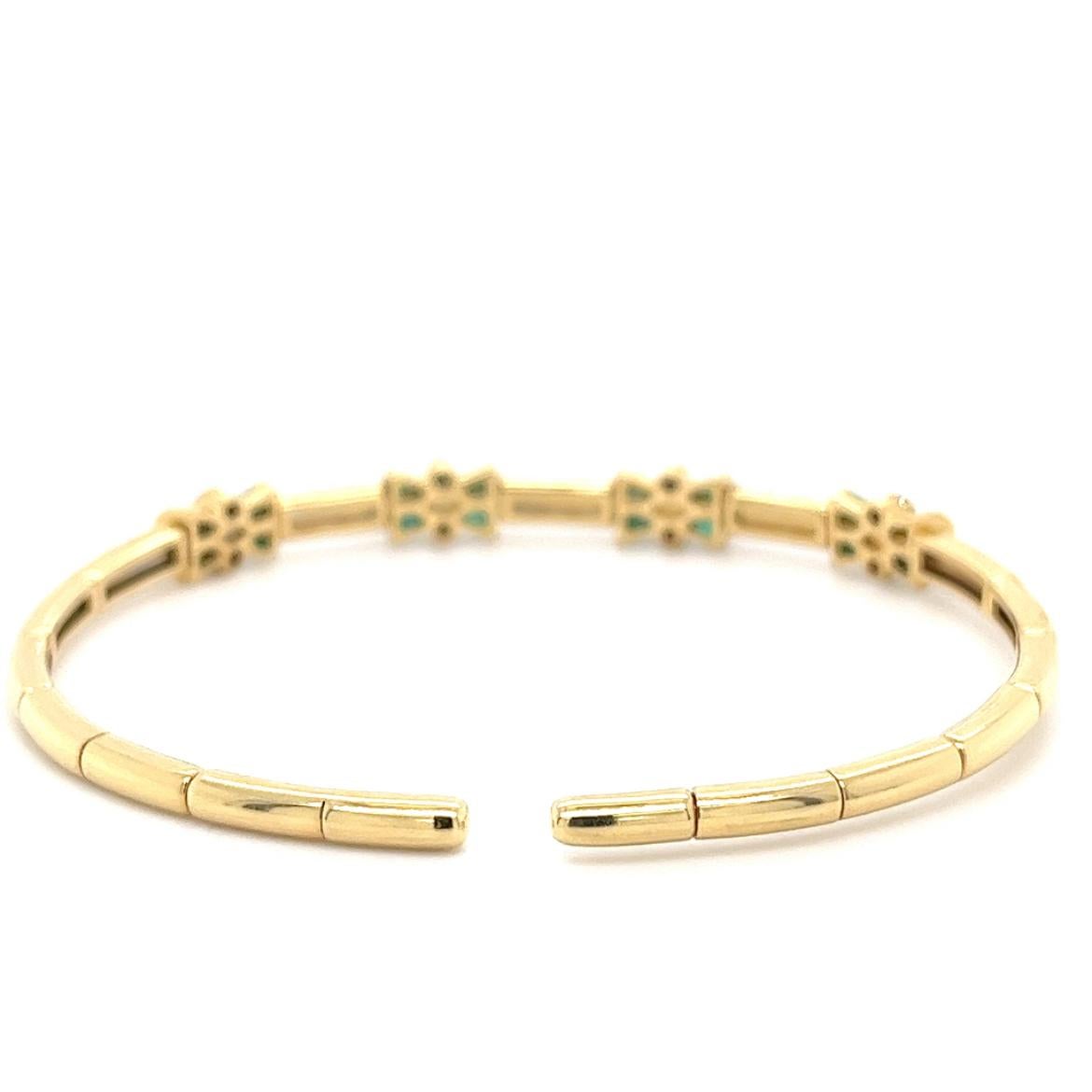 Modern 18K Yellow Gold Emerald Bracelets with Diamonds For Sale