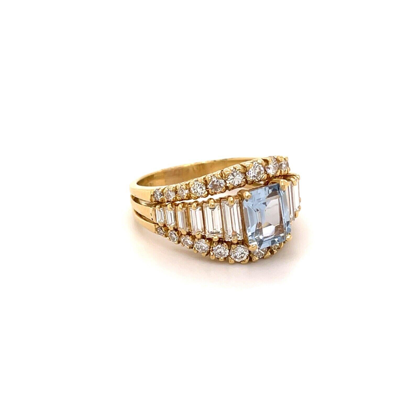 18k Yellow Gold Emerald Cut Aquamarine W/ Baguette & Round Diamond Ring Size 8 3