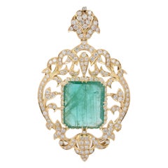 Colgante Clásico Diamante Esmeralda Oro Amarillo 18K